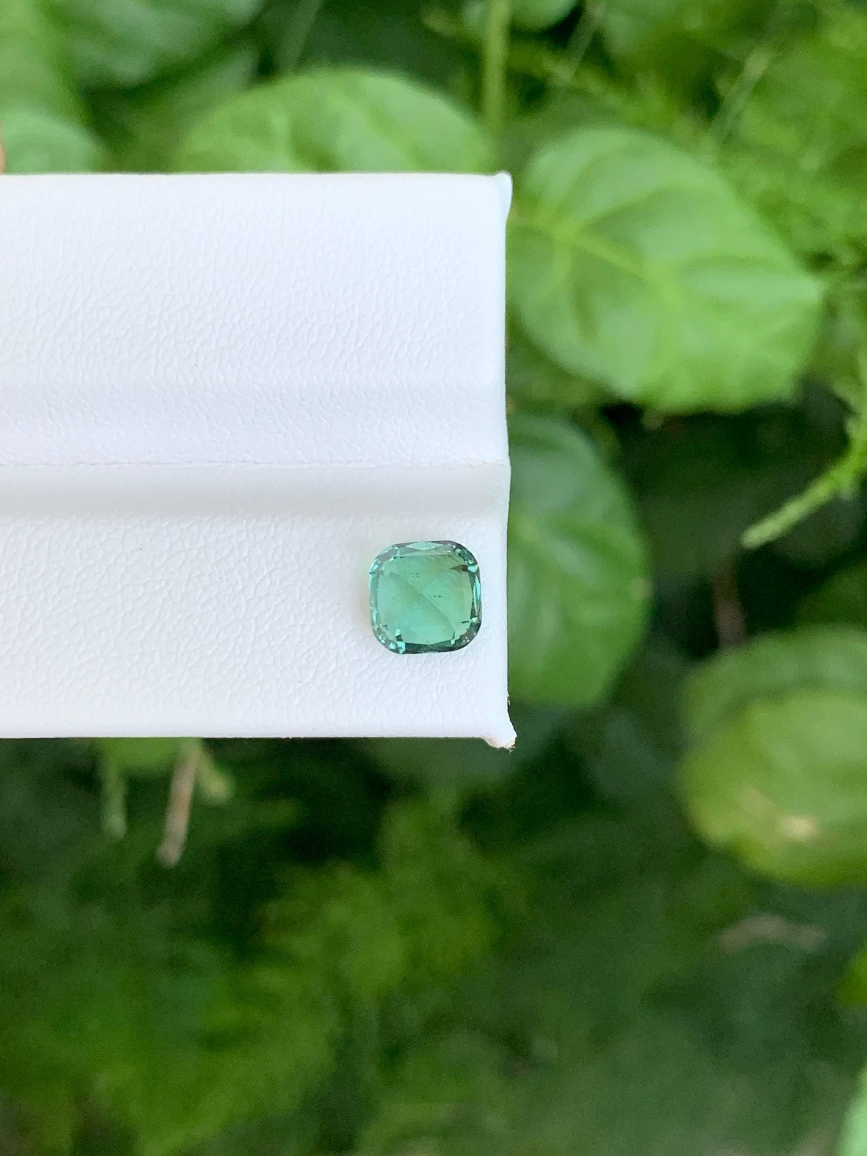 1,45 Carati di tormalina verde menta naturale sfusa con taglio a cuscino Gemma afgana in vendita 3