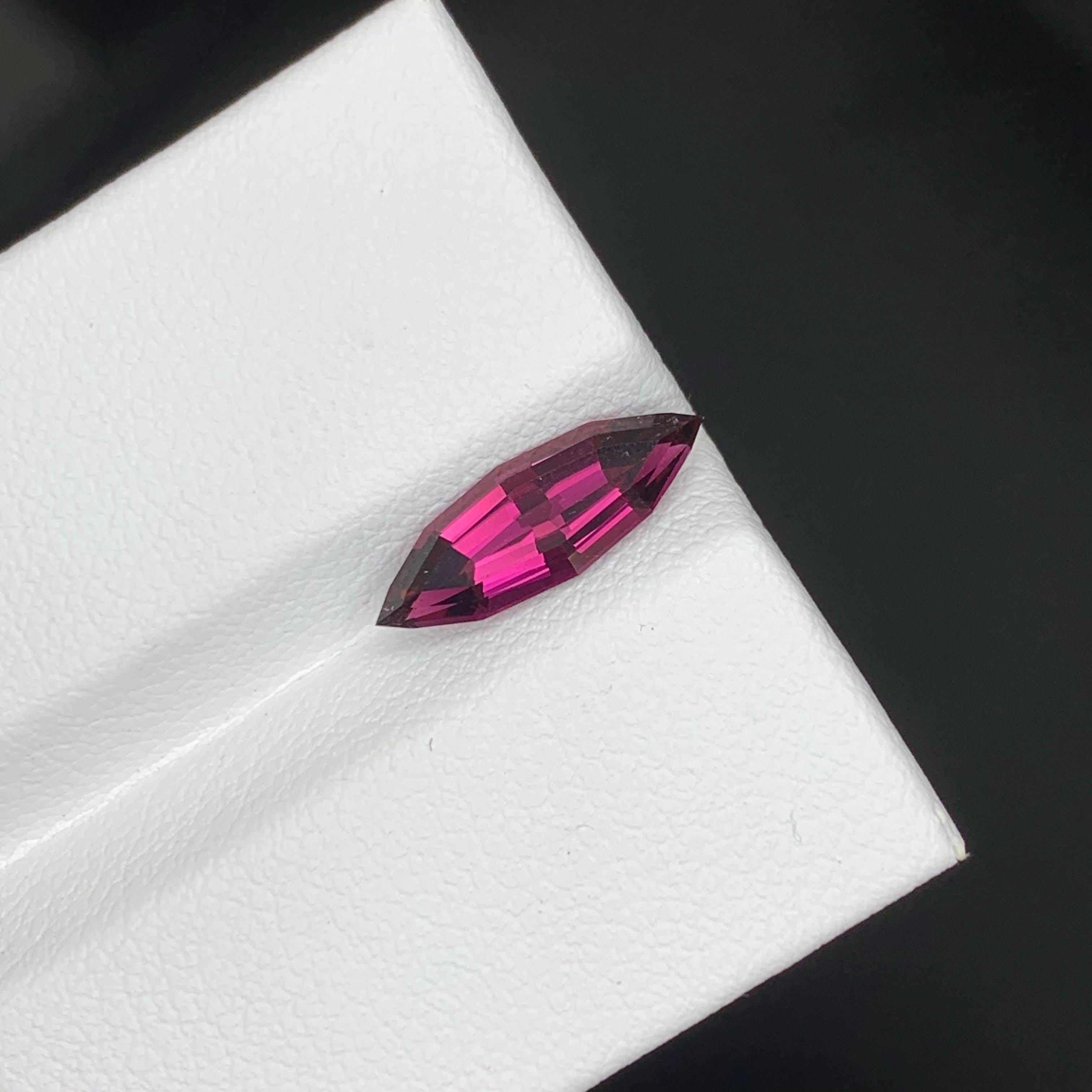 Modern 1.45 Carat Natural Loose Quality Rubelite Tourmaline Marquise Cut Afghan Gem For Sale