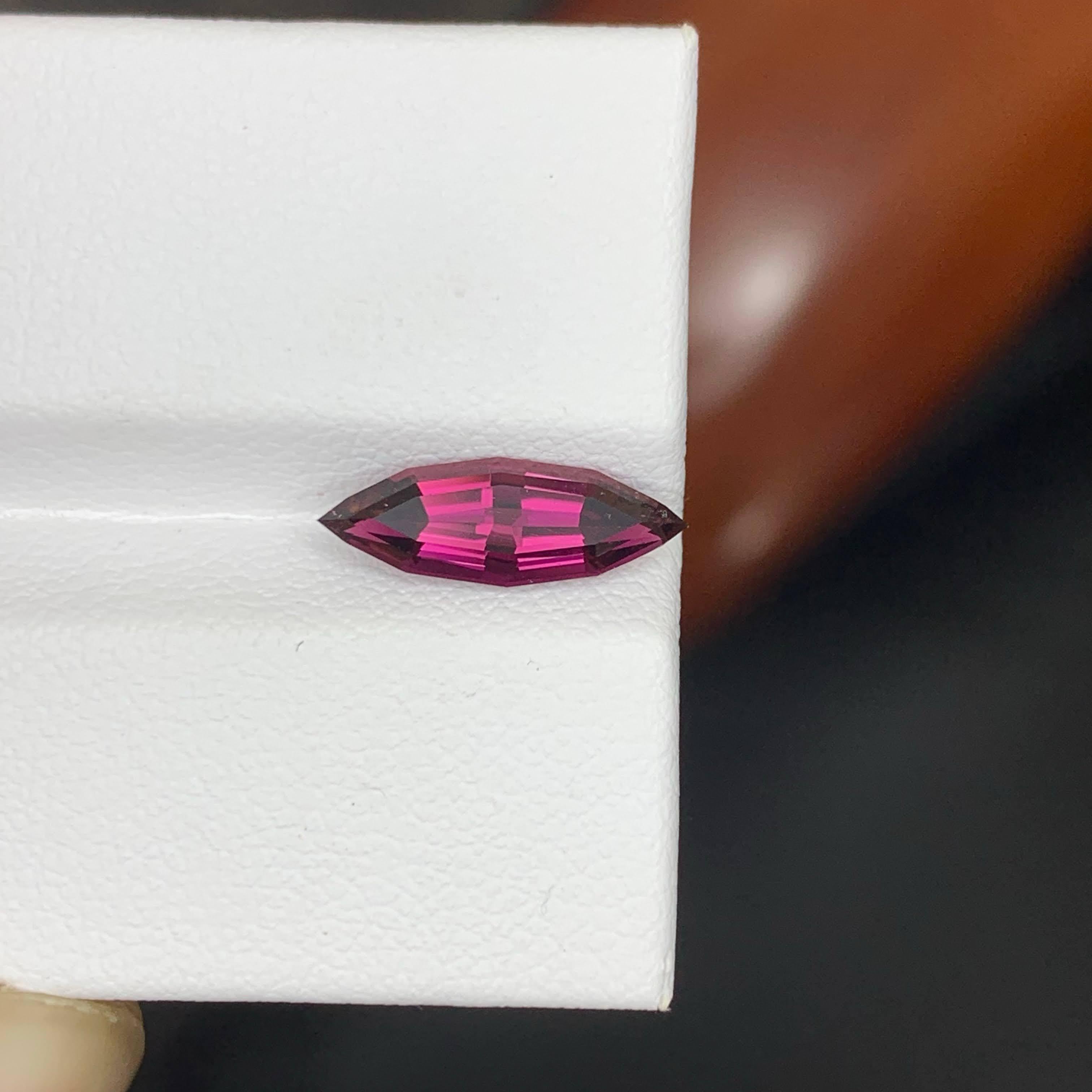 1.45 Carat Natural Loose Quality Rubelite Tourmaline Marquise Cut Afghan Gem In New Condition For Sale In Bangkok, TH