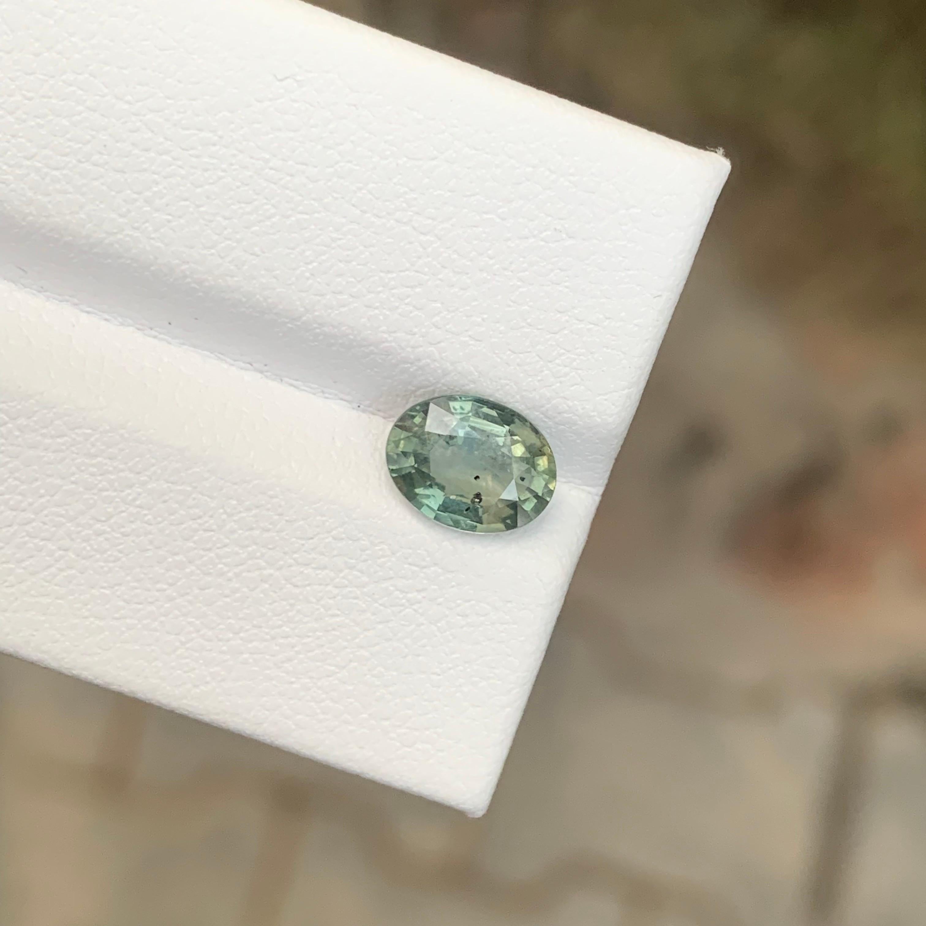 1.45 Carat Natural Loose Teal Sapphire Oval Shape Gemstone (Saphir sarcelle en vrac de forme ovale) en vente 2
