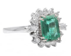 Anillo de oro blanco macizo de 14 quilates con esmeralda natural y diamantes de 1,45 quilates