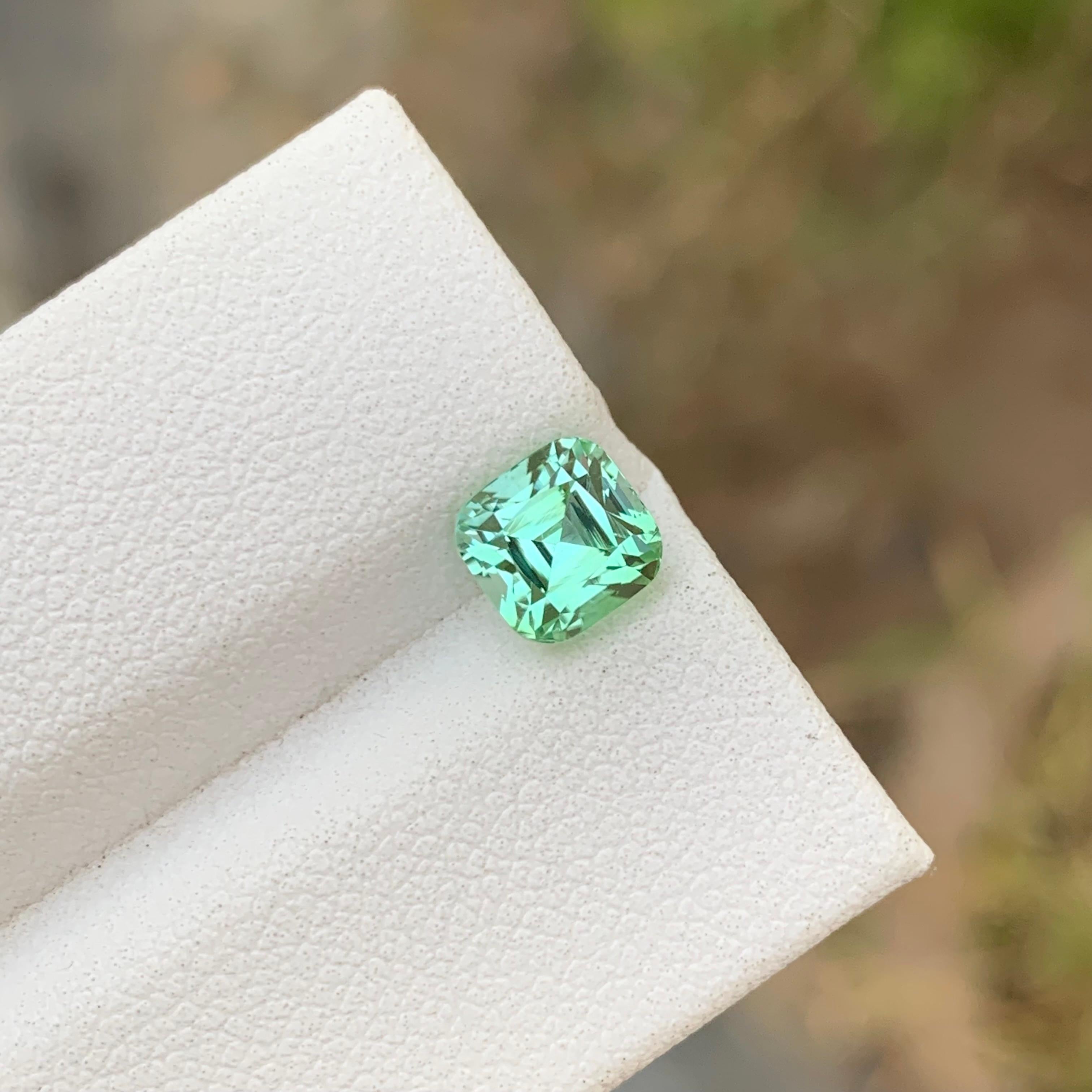 1.45 Carats Natural Loose Mint Green Tourmaline Ring Gemstone  For Sale 4