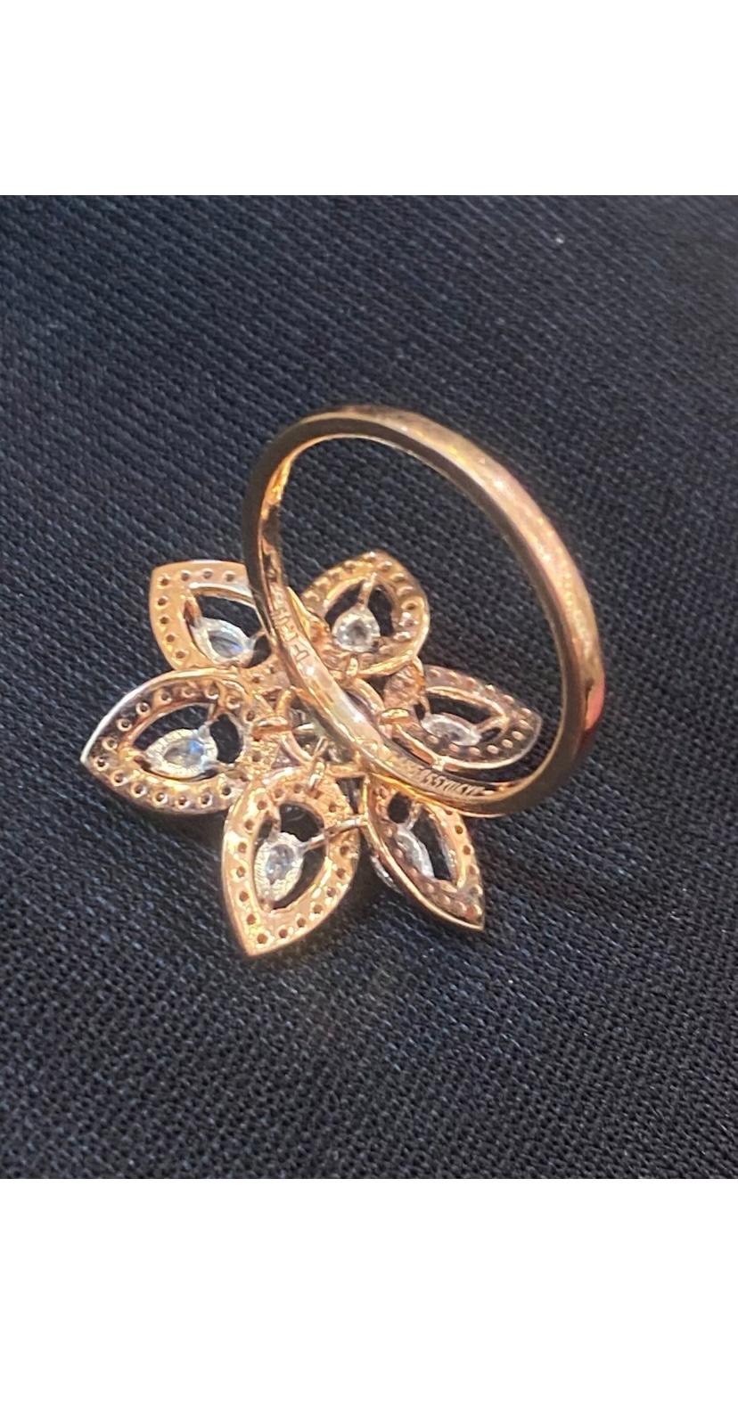 1.45 Carats Pear Round Shape Diamonds Floral  Gold Engagement Ring For Sale 2