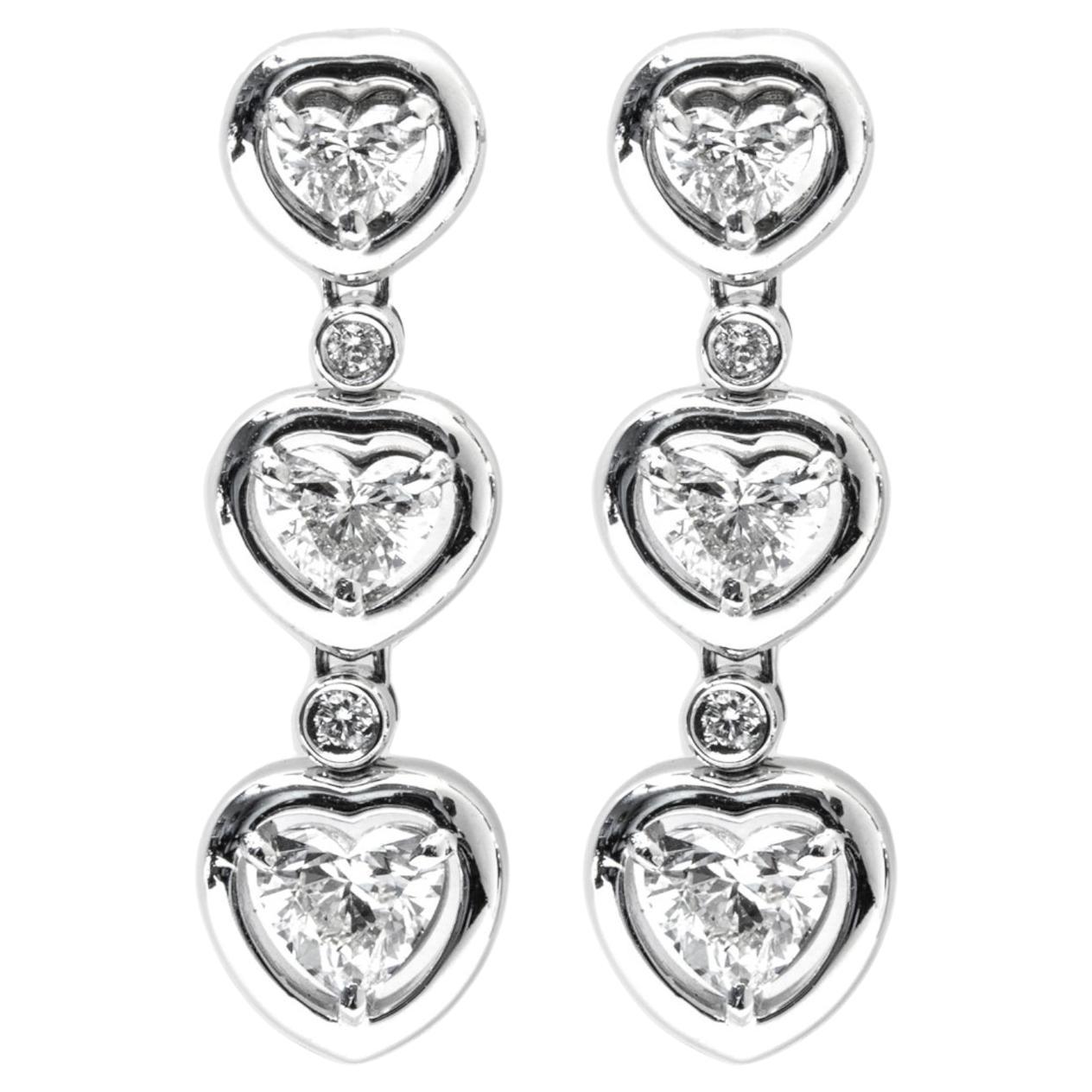1.45 Ct Earrings Heart Degradé 18K White Gold For Sale