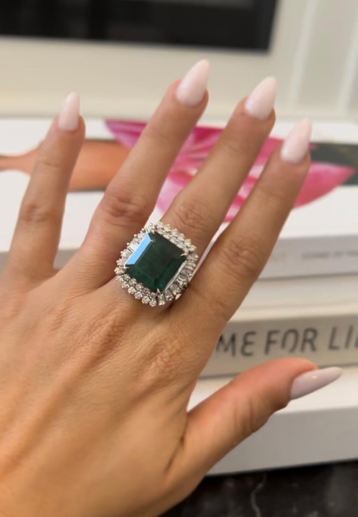 Emerald Cut 14.5 Carat Emerald and 3.16 Carat Diamond Ring For Sale