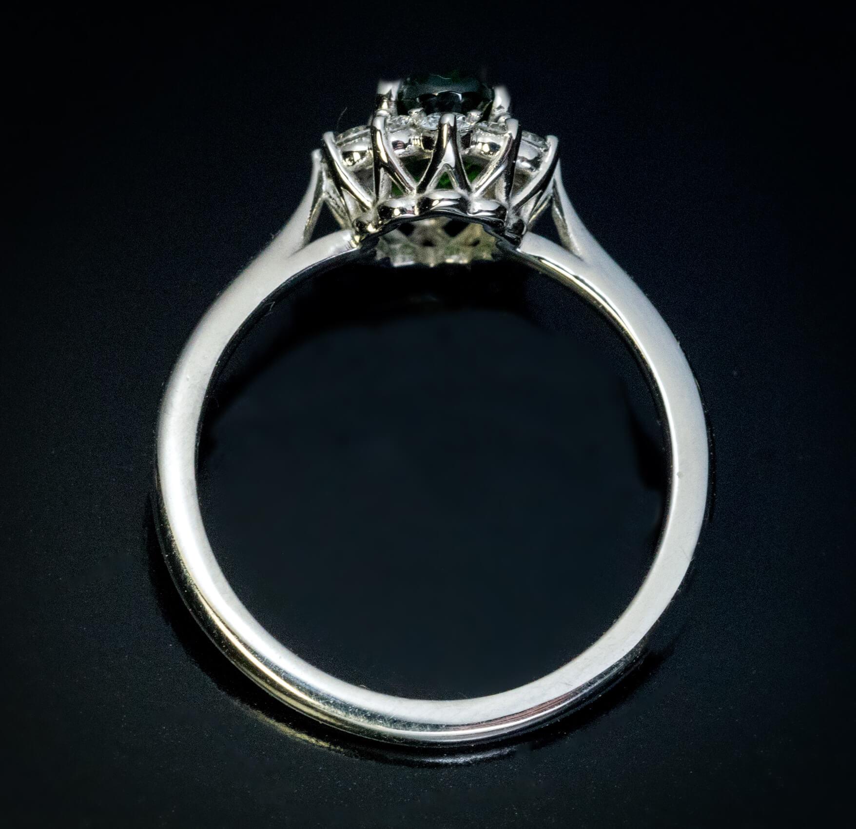 Women's 1.45 Ct Russian Demantoid Diamond Platinum Ring For Sale