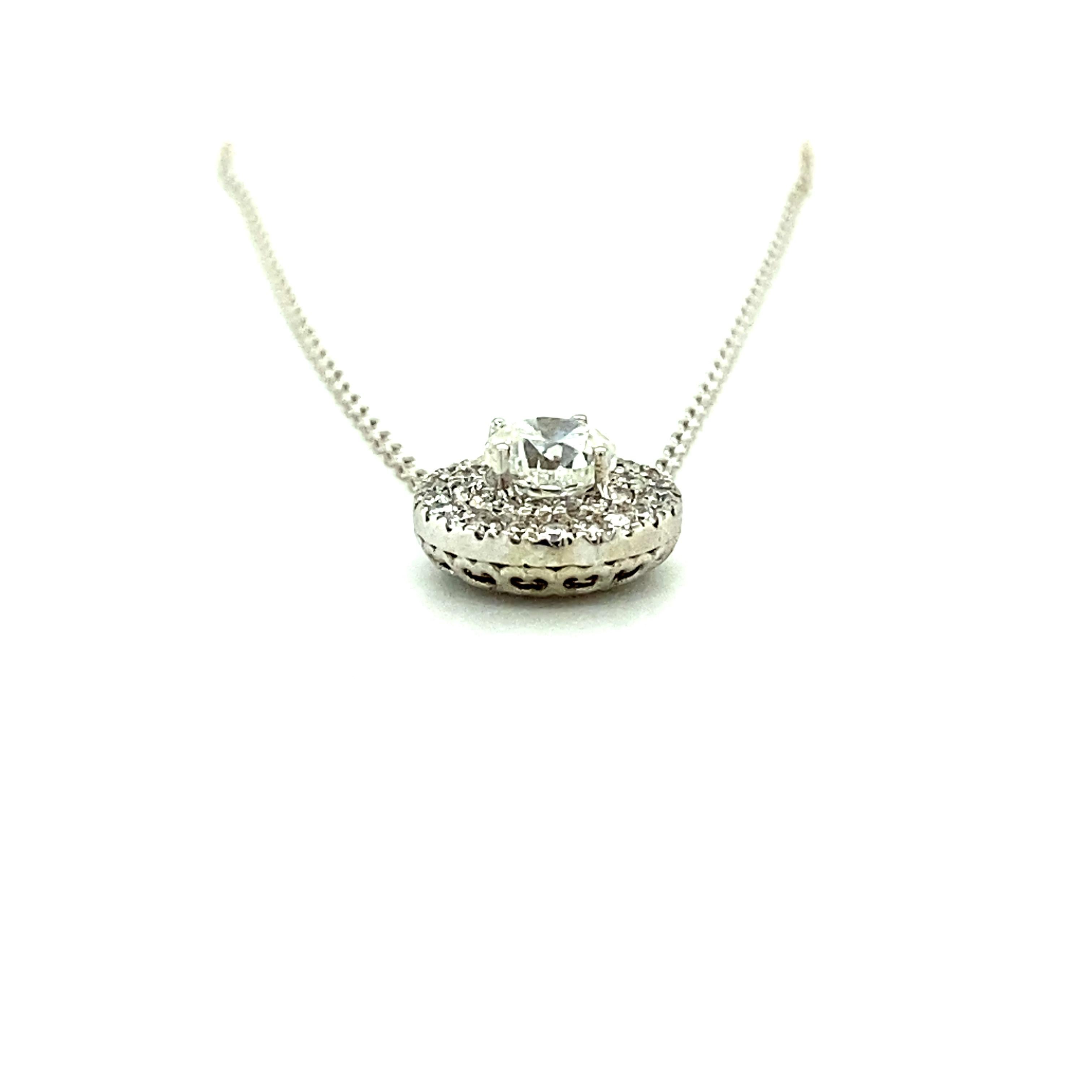 Taglio rotondo Ciondolo con diamante in oro bianco da 1,45 carati con collana, oro bianco 14 carati in vendita