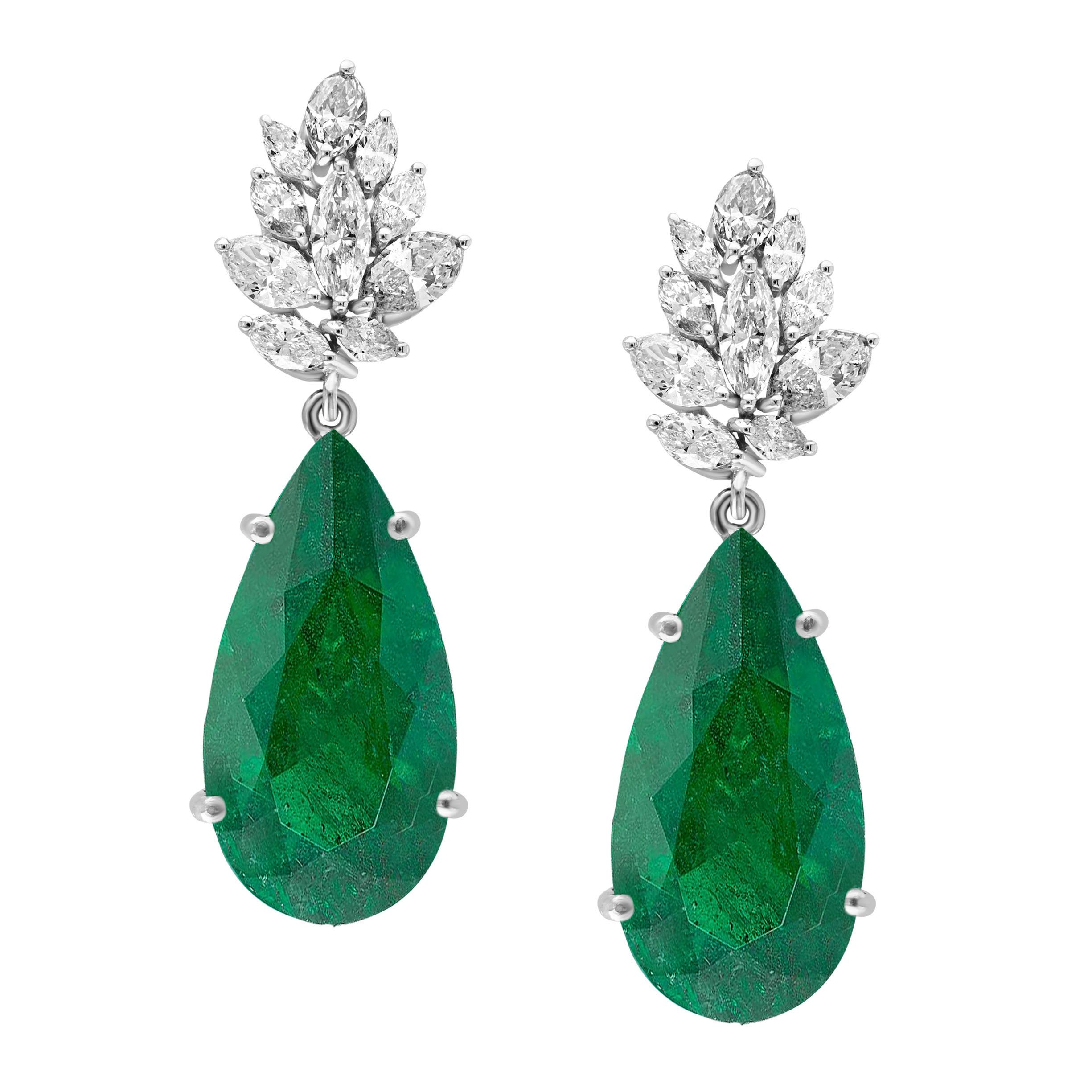 GIA-zertifiziert 145 Karat russischer unbehandelter Smaragd & 45 Karat Diamant-Halskette Suite im Zustand „Hervorragend“ im Angebot in New York, NY