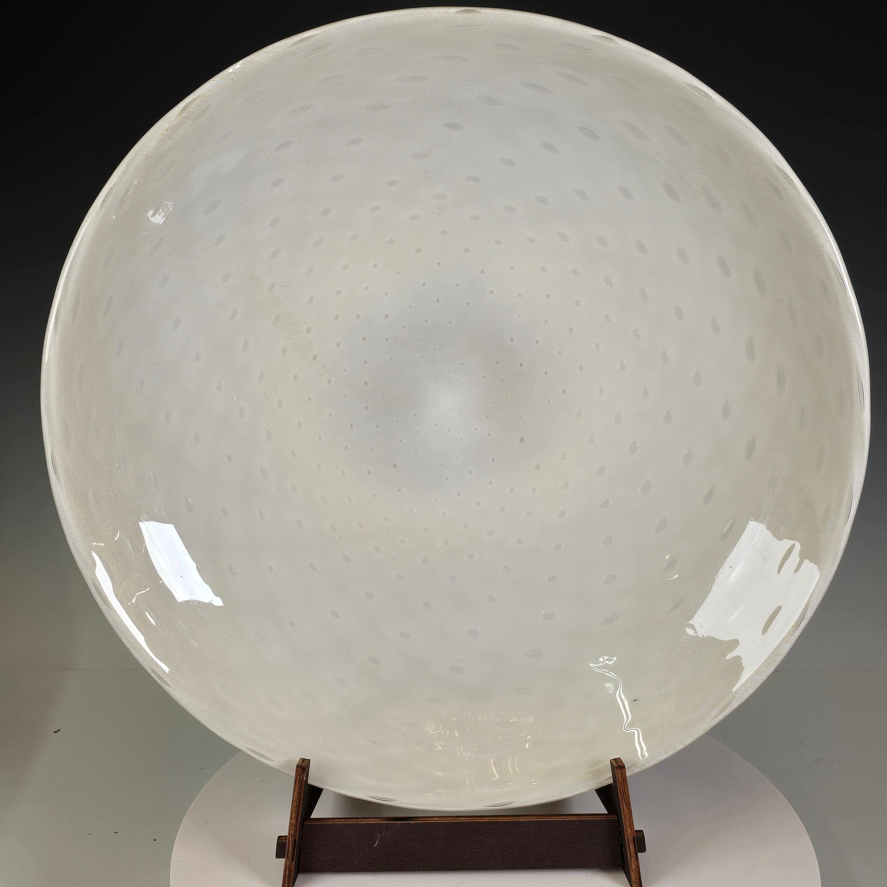 Hollywood Regency 14.5 inch Murano Bowl by Seguso For Sale