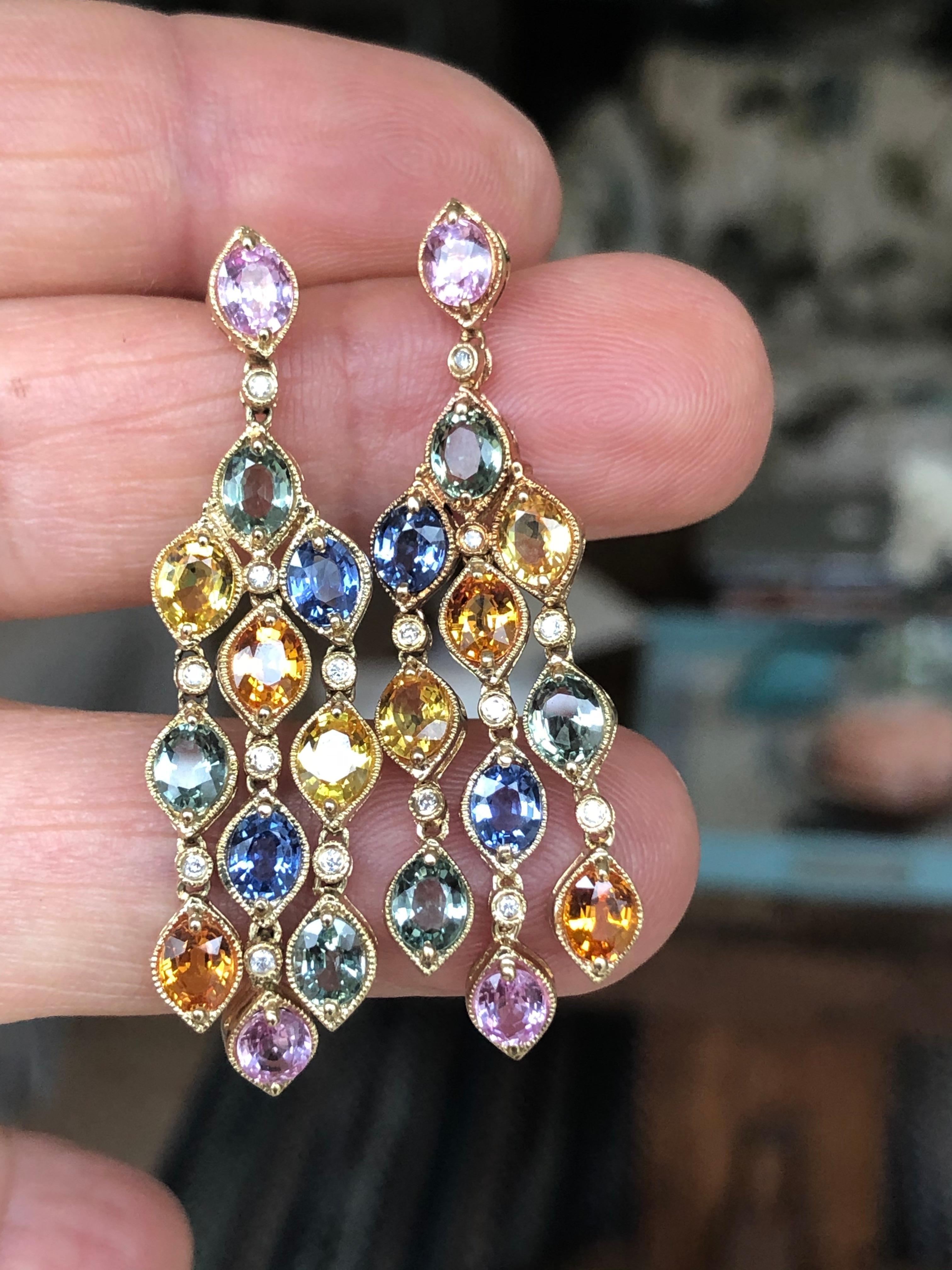 Oval Cut 14.50 Carat Sapphire Diamonds Chandelier Earrings Pendant Set 14 Karat