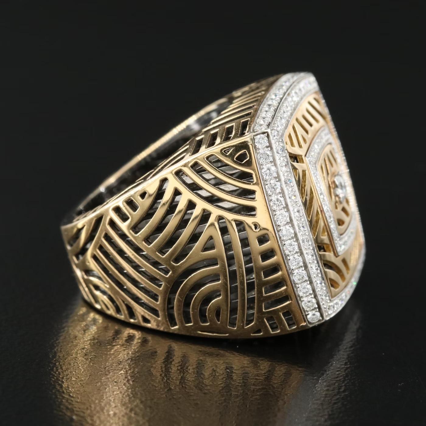 Women's or Men's $14500 / NEW / Giorgio Visconti - Venice ITALY Designer Diamond Ring / 18K Gold For Sale