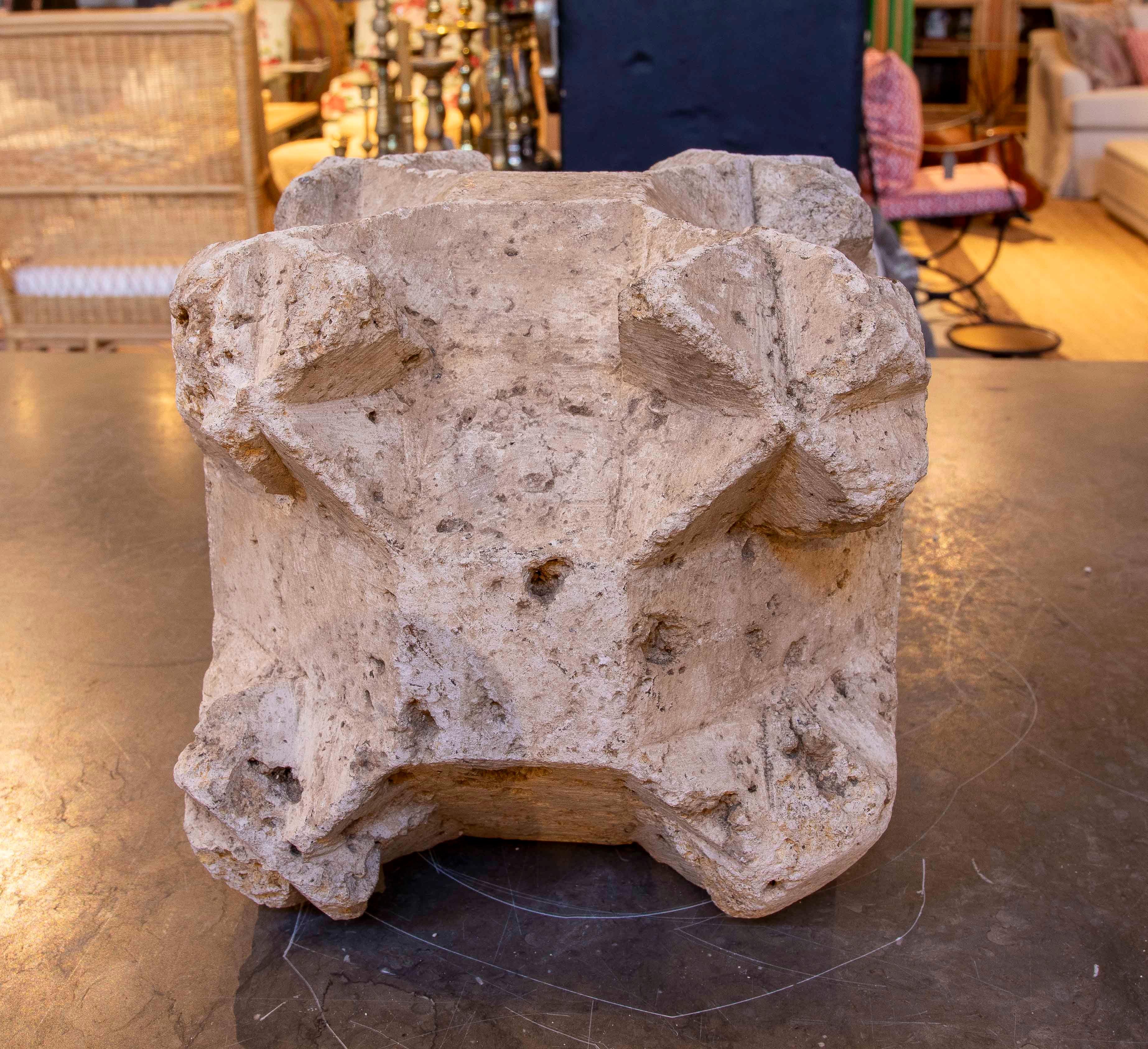 1450s Hand Carved Stone Ceiling Keystone, Gothic with Characteristic Points 1