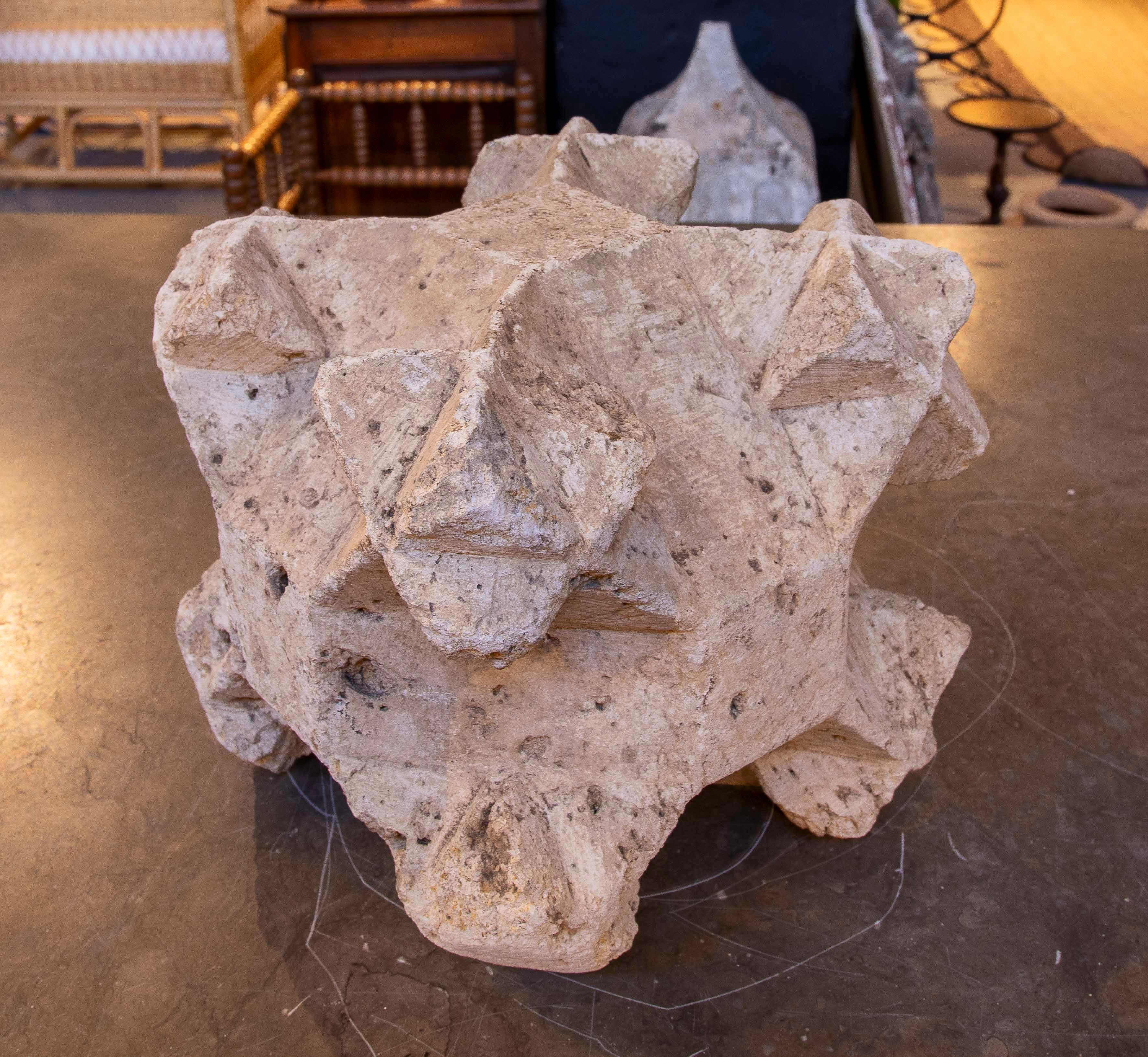 1450s Hand Carved Stone Ceiling Keystone, Gothic with Characteristic Points 4