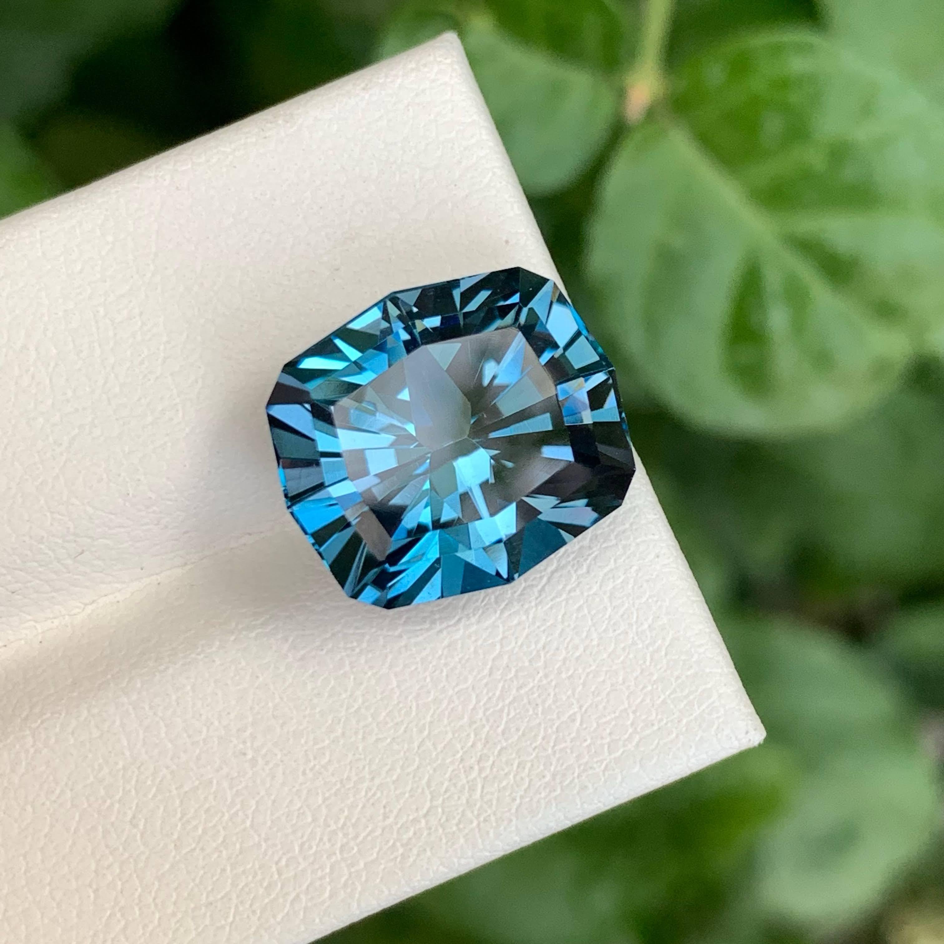 14,55 Karat Lose Soft London Topas Custom Gem Precision Cut Natürlicher afrikanischer Edelstein für Damen oder Herren im Angebot