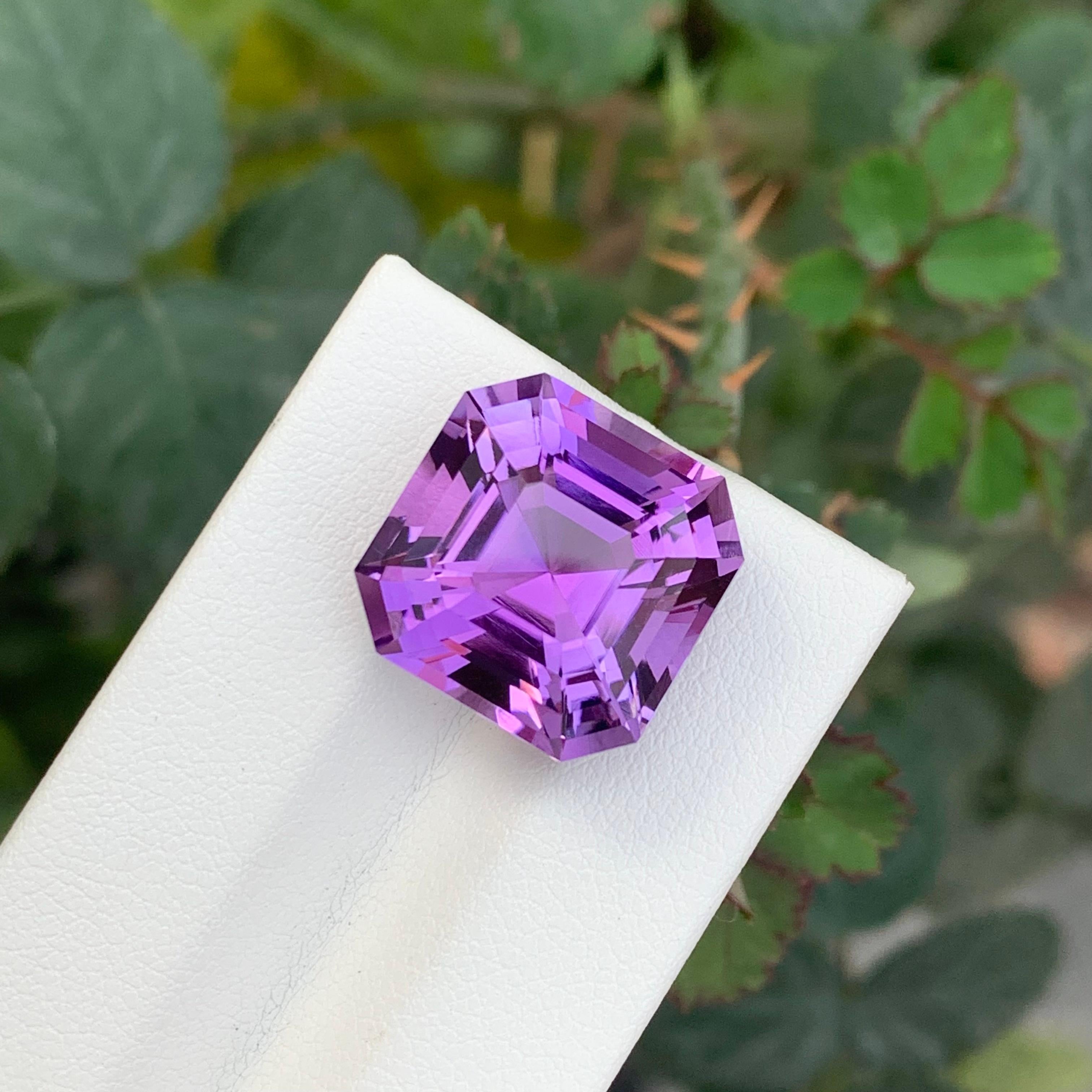 14.55 Carats Perfect Asscher Cut Loose Purple Amethyst Brazil Mine For Sale 3