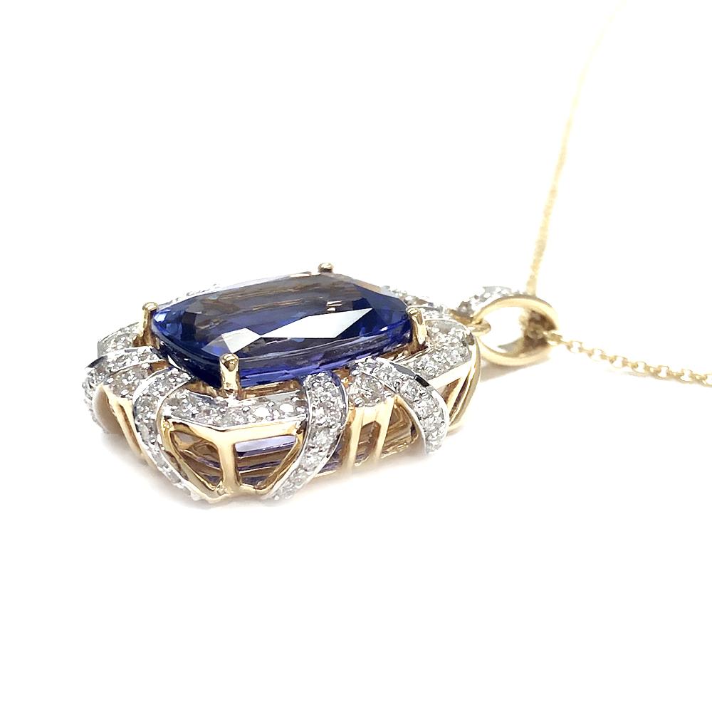 14.59 Carat Tanzanite Diamond 18 Karat Yellow Gold Pendant Necklace In New Condition For Sale In Great Neck, NY