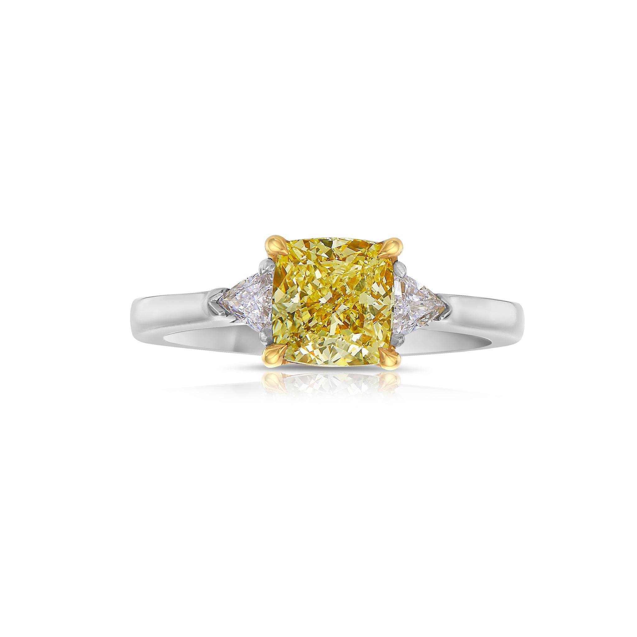 1.45ct Fancy Light Yellow Cushion Diamond Engagement Ring For Sale