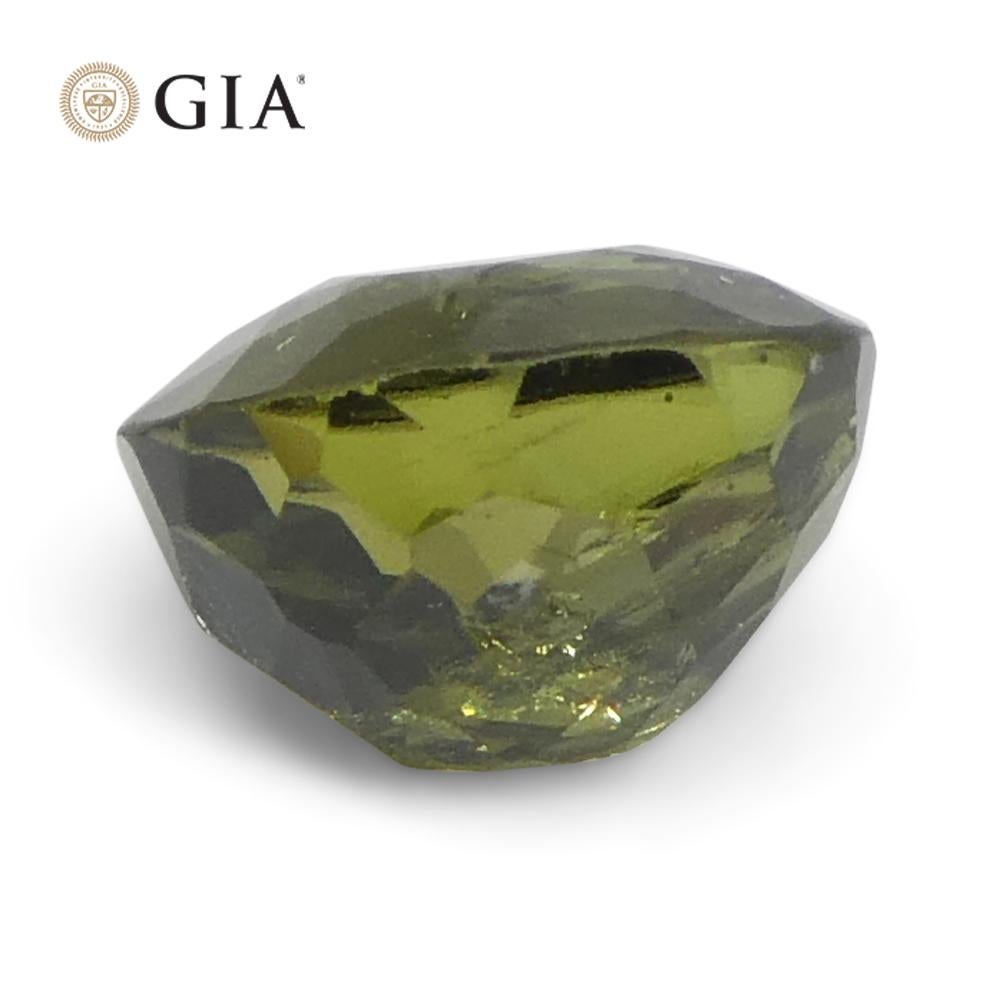 0.95ct Oval Yellowish Green to Yellow-Brown Alexandrite GIA Certified Sri Lanka For Sale 2