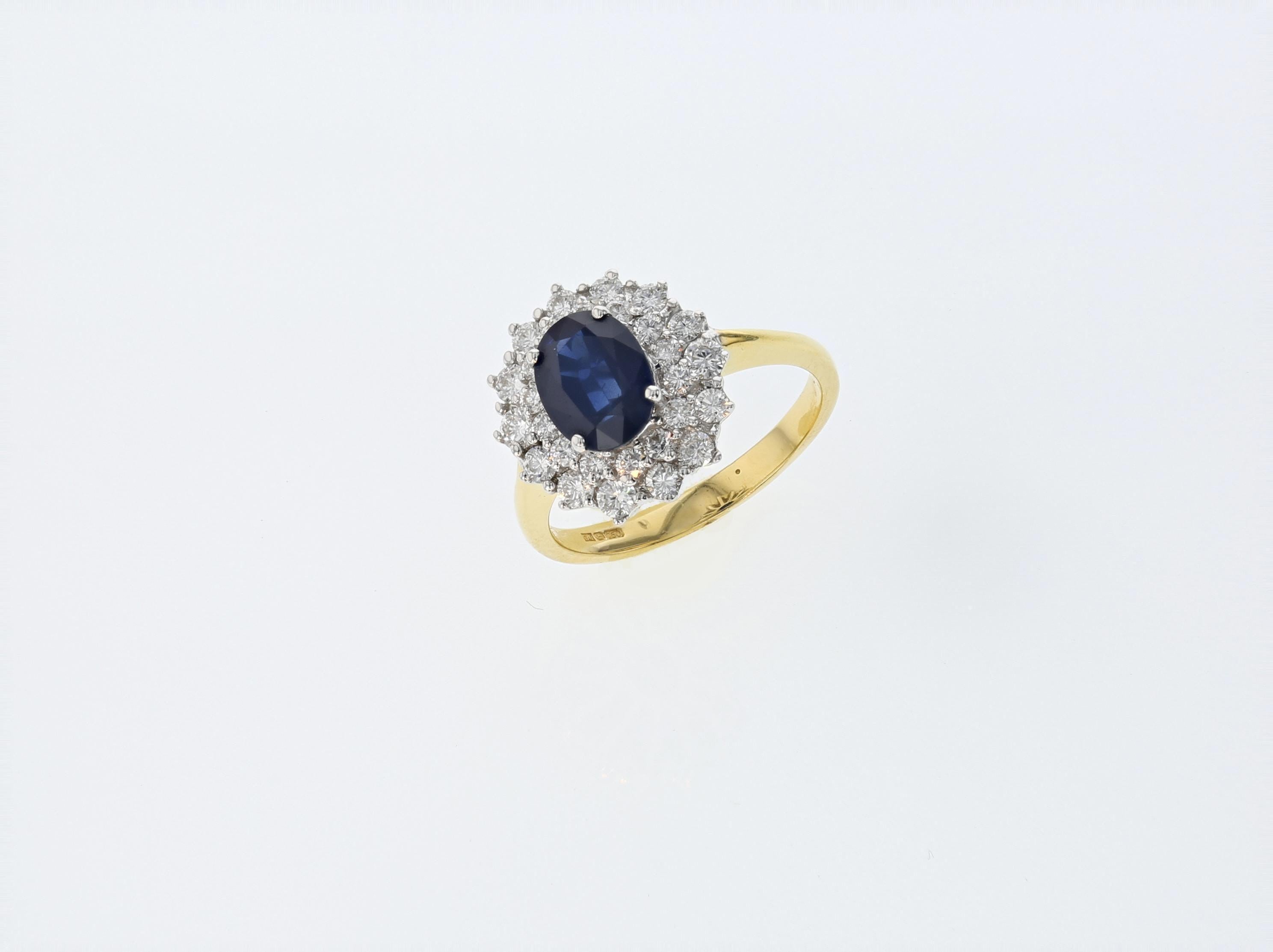 Oval Cut 1.45ct Royal Blue Sapphire 18K White Gold Ring For Sale