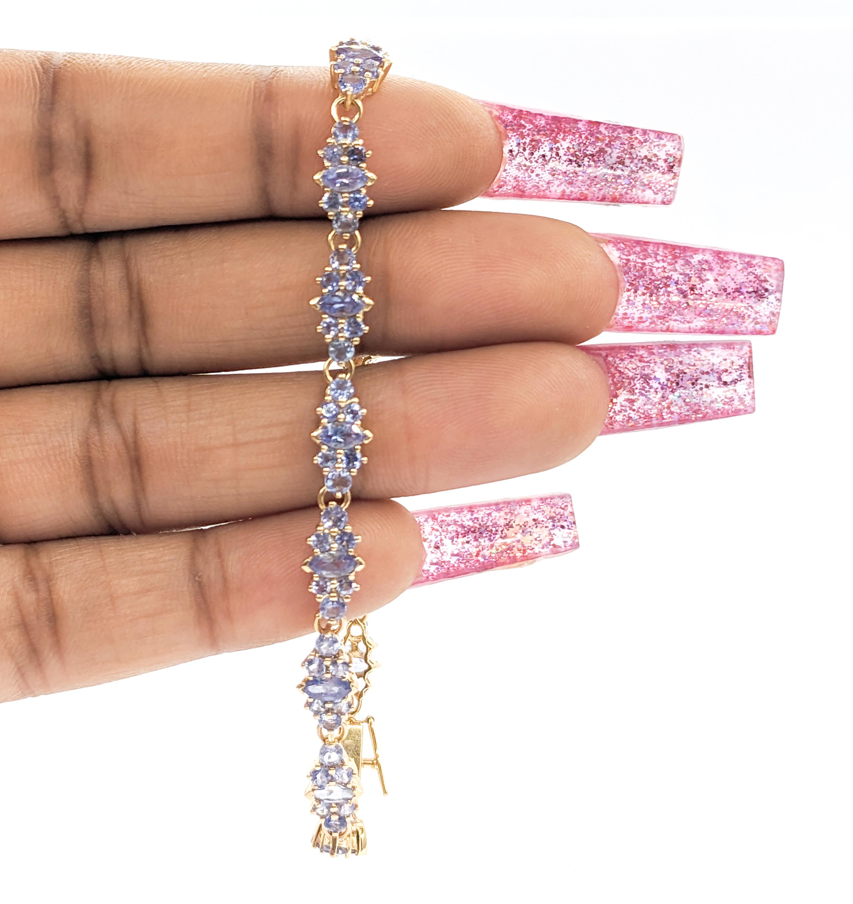 14.5ctw Tanzanite Bracelet In Yellow Gold For Sale 5