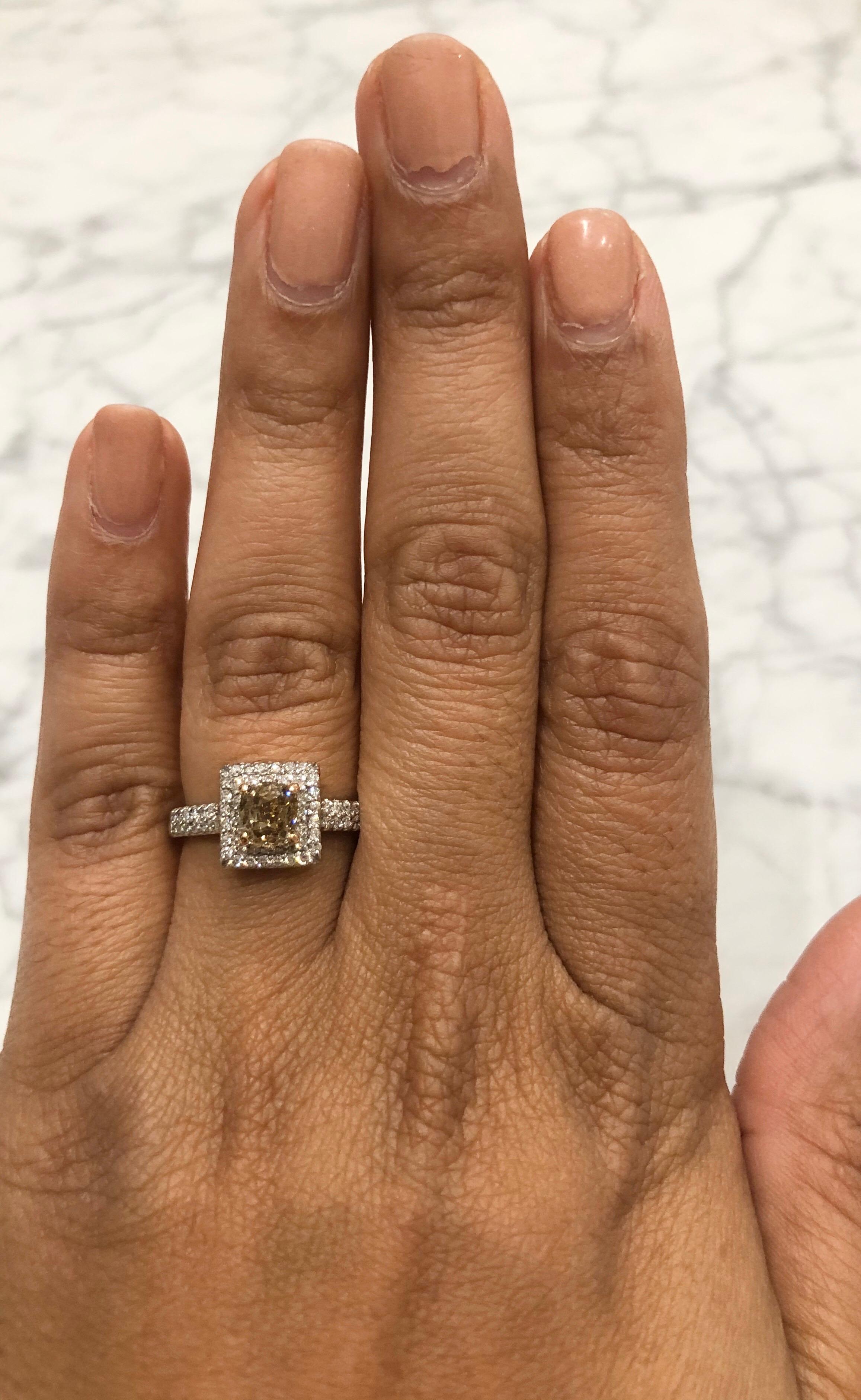 Women's 1.46 Carat Champagne Diamond 18 Karat White Gold Engagement Ring For Sale
