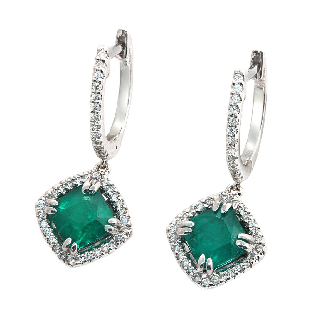 1.46 Carat Colombian Emerald and 0.25 Carat Diamonds 18 Karat Gold Drop Earrings For Sale