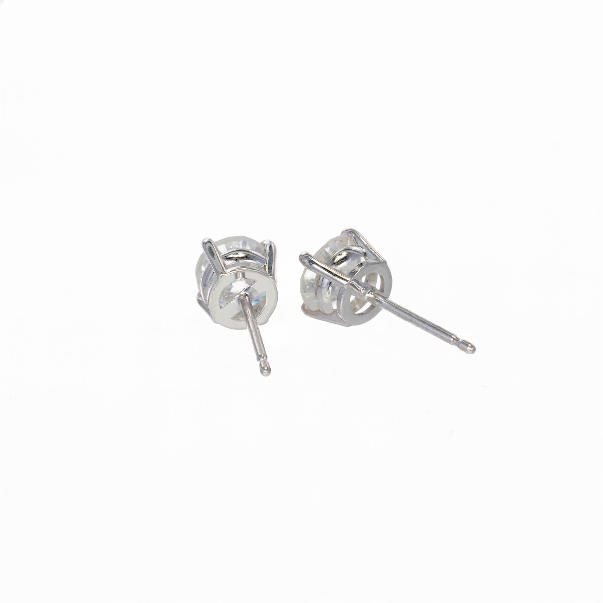Round Cut 1.46 Carat Diamond White Gold Stud Earrings For Sale