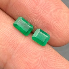 1,46 Karat Lebendiger Grüner Smaragd, Natürliche Lose Edelsteine Paket - Smaragdschliff