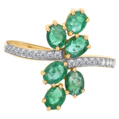 1.46 Carat Zambian Emerald 0.17 Carat SI/H Diamond Ring 14 Karat Yellow Gold