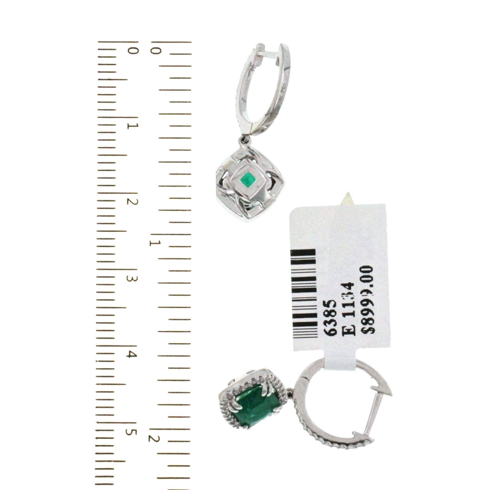 1.46 Carat Colombian Emerald and 0.25 Carat Diamonds 18 Karat Gold Drop Earrings For Sale 2