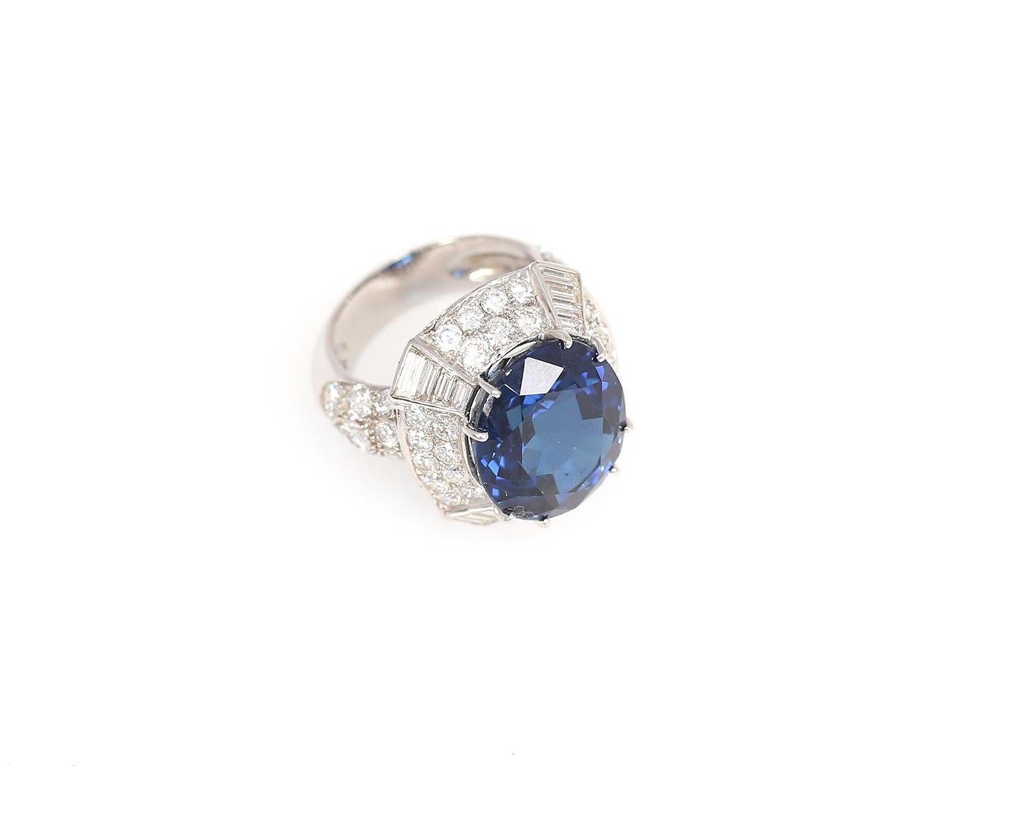 14.6 Ct Natural Sapphire Certified Diamond Ring 18K Gold, 1998 For Sale 3