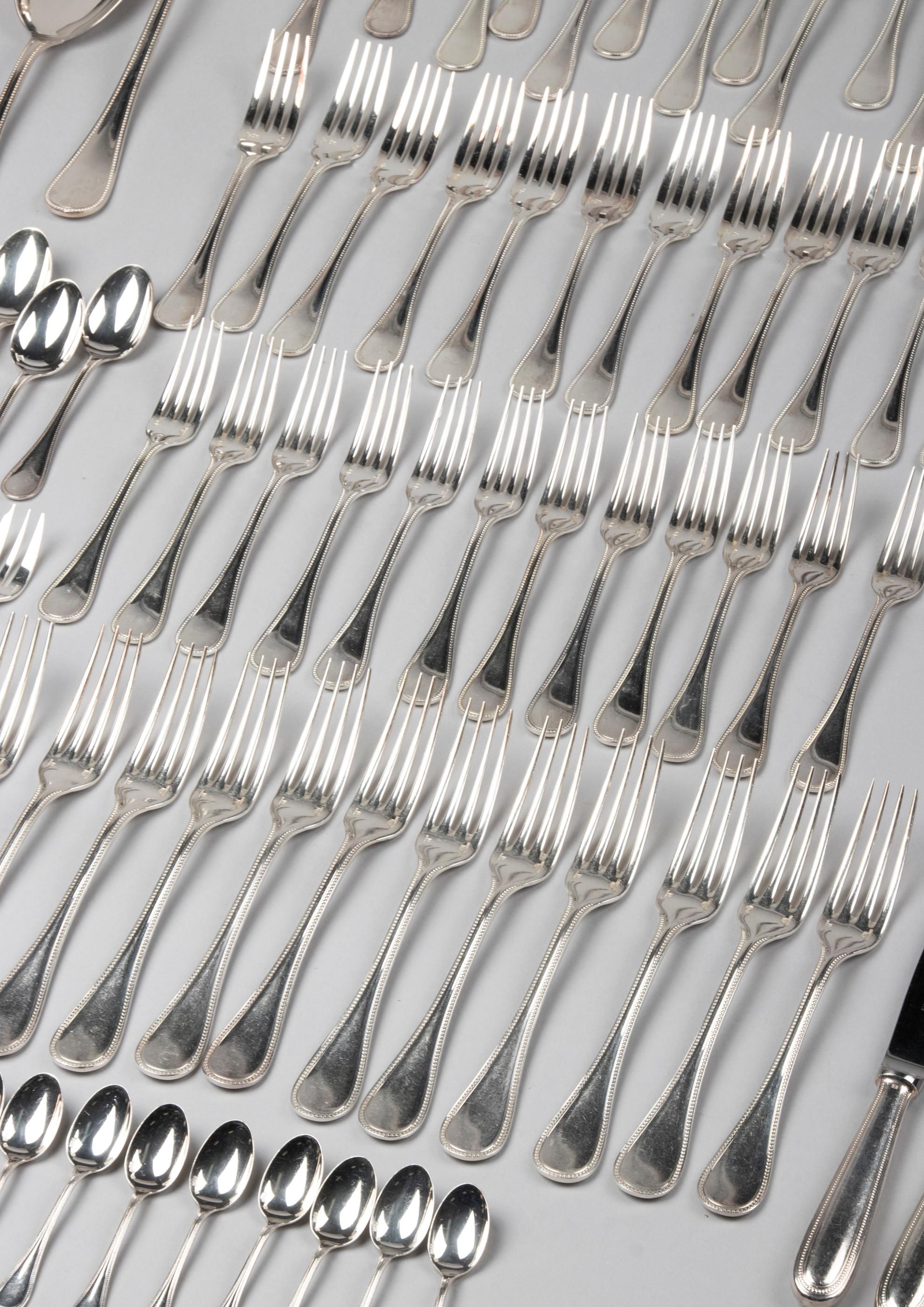 146-Piece Silver-Plated Christofle Flatware, Perles In Good Condition In Casteren, Noord-Brabant