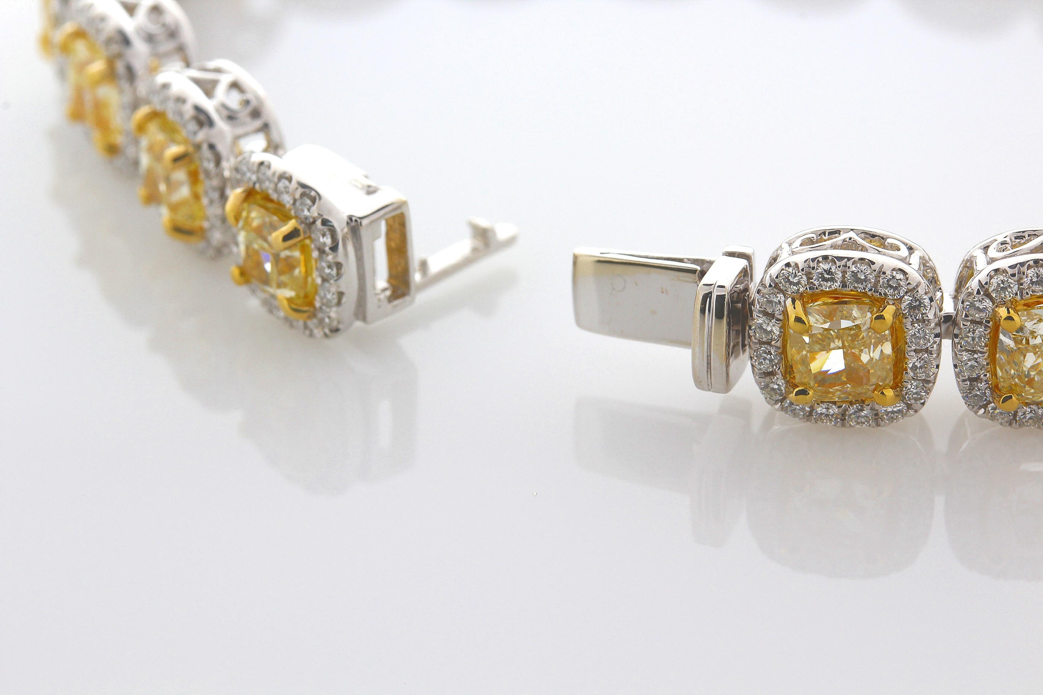 14.60 Carat Cushion Cut Fancy Yellow VS2 Diamond Tennis Bracelet 18 Karat Gold For Sale 5