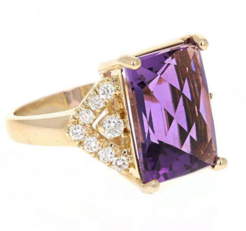 14.60 Carats Natural Amethyst and Diamond 14K Solid Yellow Gold Ring

Total Natural Emerald Cut Amethyst Weights: Approx. 14.00 Carats

Amethyst Measures: Approx. 16 x 12mm

Natural Round Diamonds Weight: Approx. 0.60 Carats (color G-H / Clarity