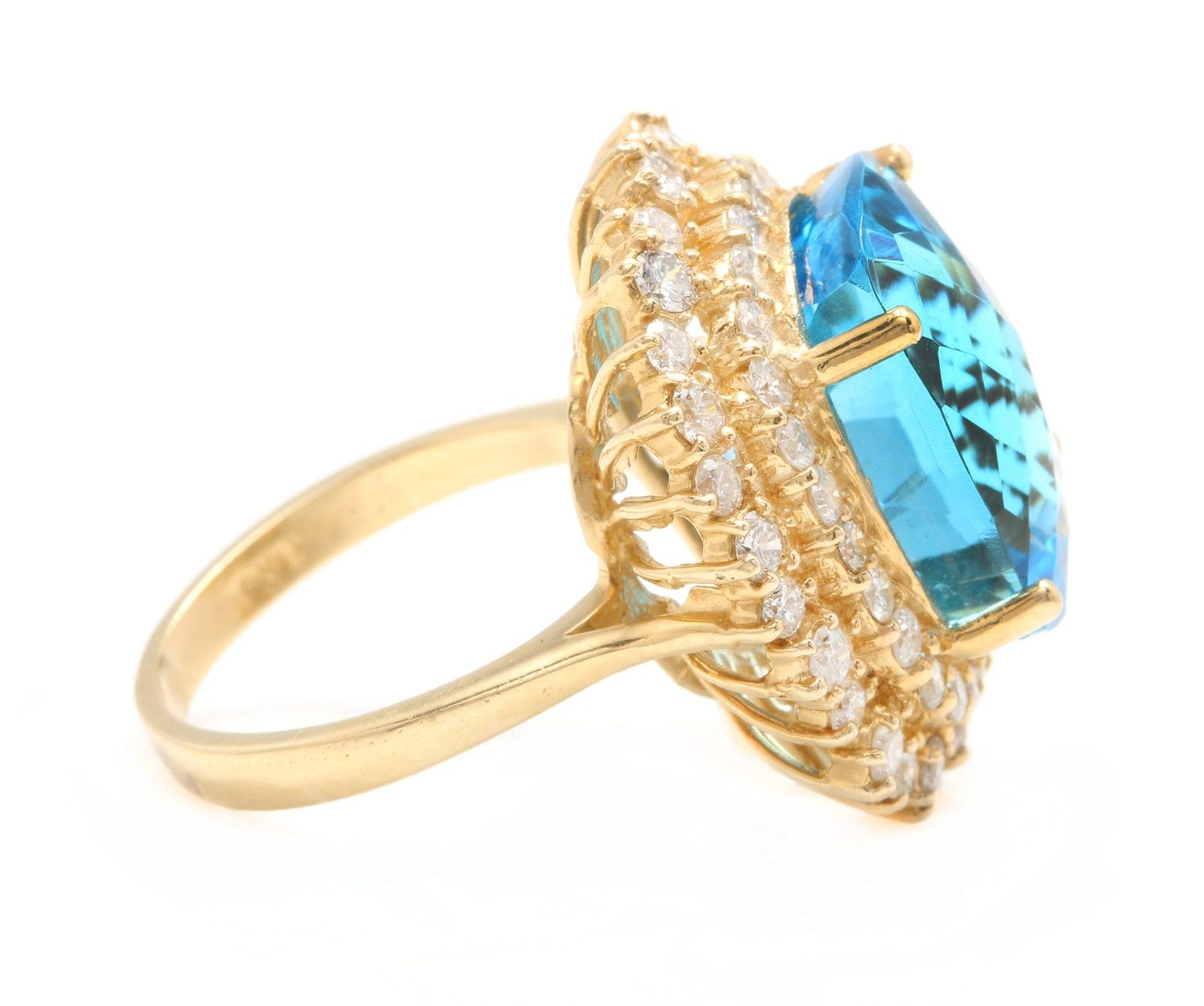 Mixed Cut 14.60 Carats Natural Swiss Blue Topaz & Diamond 14K Solid Yellow Gold Ring For Sale