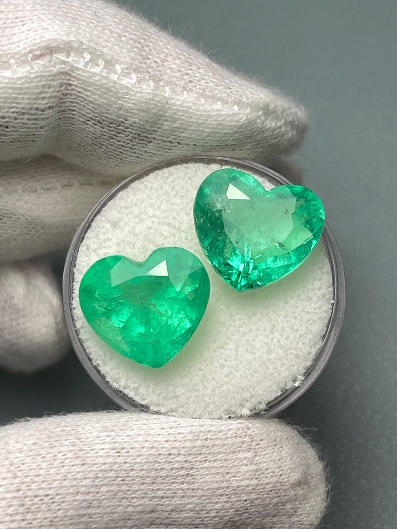 Emerald Cut 14.61tcw Pair of Heart-Cut Colombian Emeralds  Yellowish Green Matching Gems For Sale