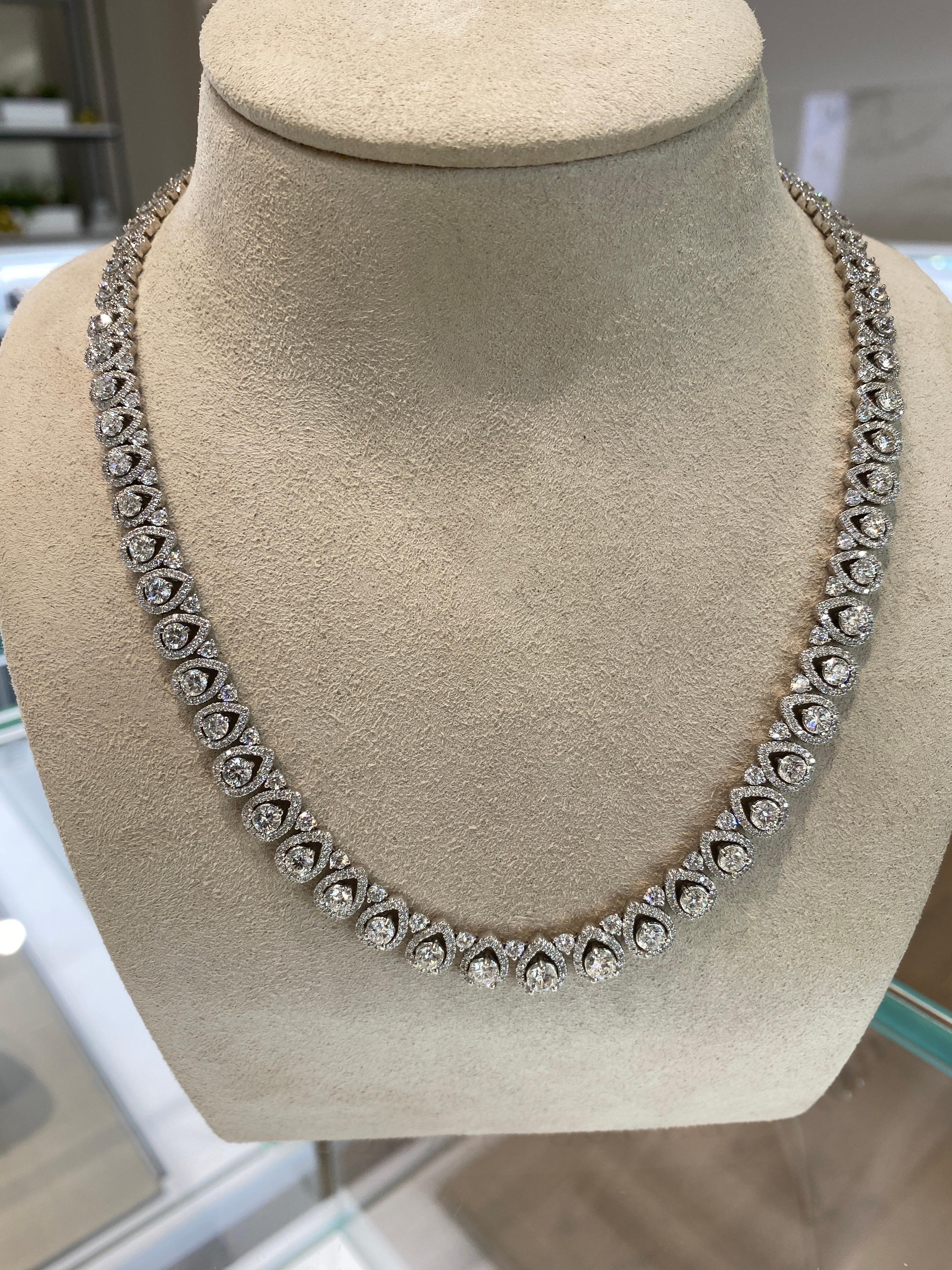 14.62 Carat Total Weight Pear Shaped Diamond Halo Necklace In New Condition For Sale In Houston, TX