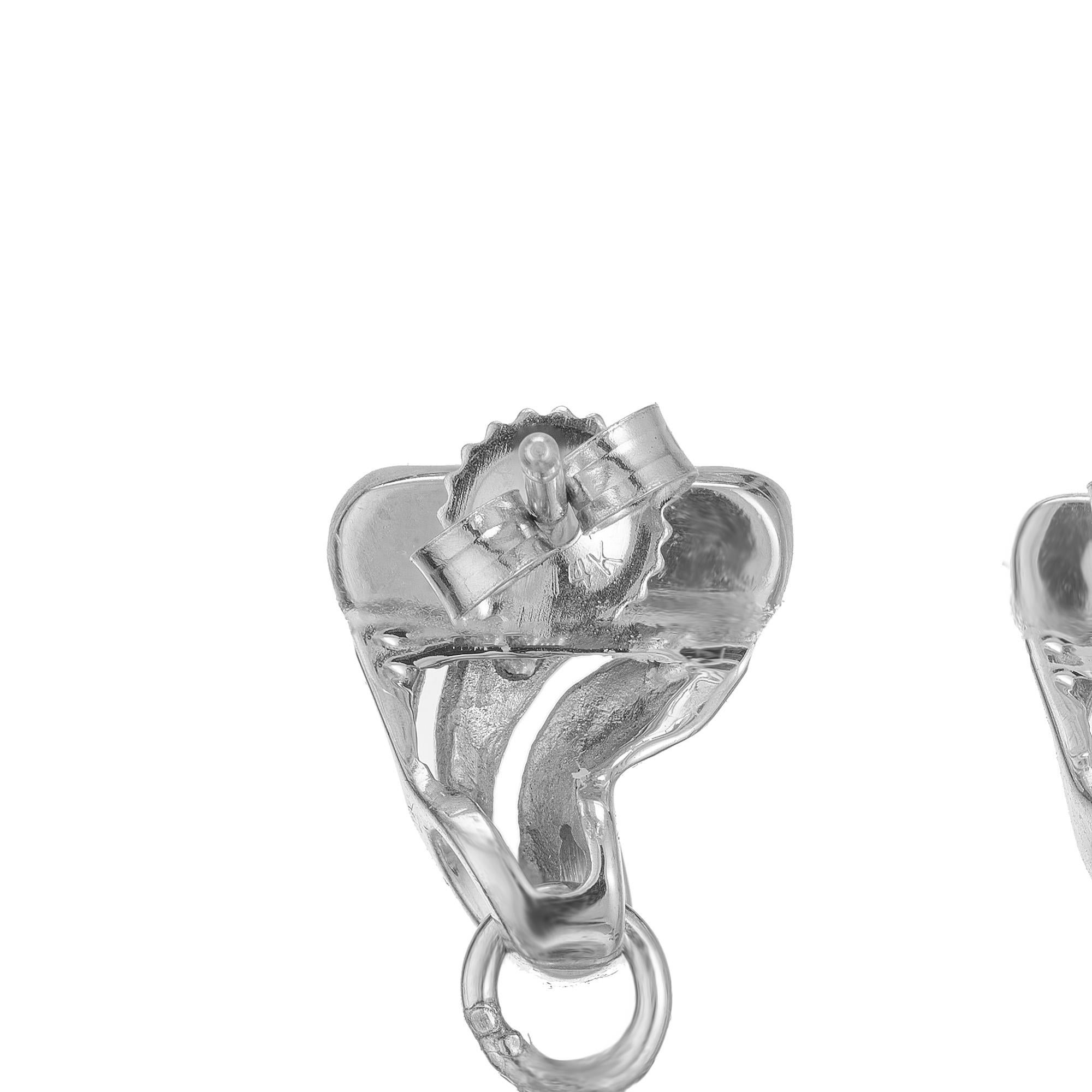 Orecchini a pendente in oro bianco con diamante di 14,64 carati Briolette di acquamarina In condizioni buone in vendita a Stamford, CT