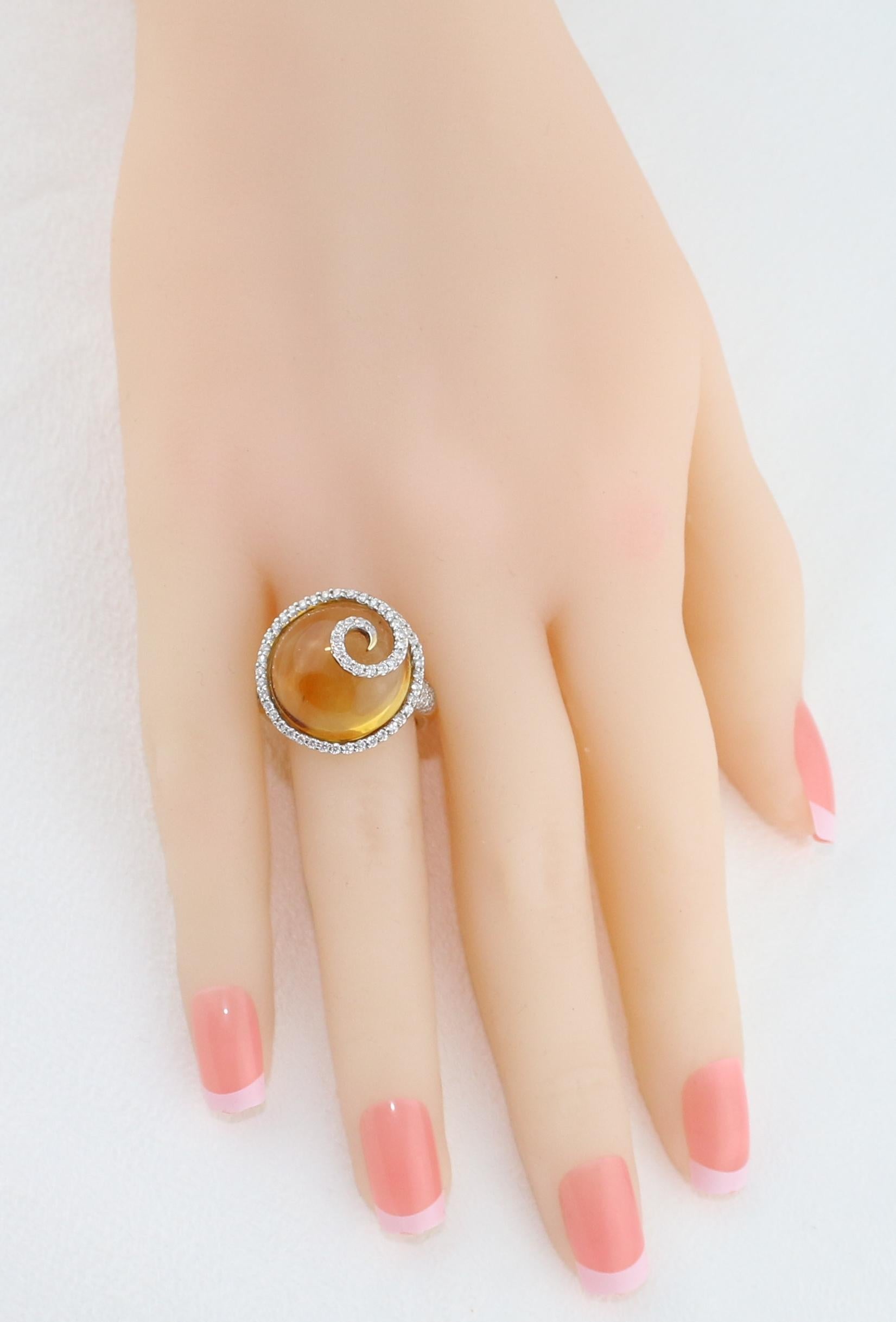 14,65 Karat Cabochon Citrin und Diamant Gelbgold Ring im Zustand „Neu“ im Angebot in New York, NY
