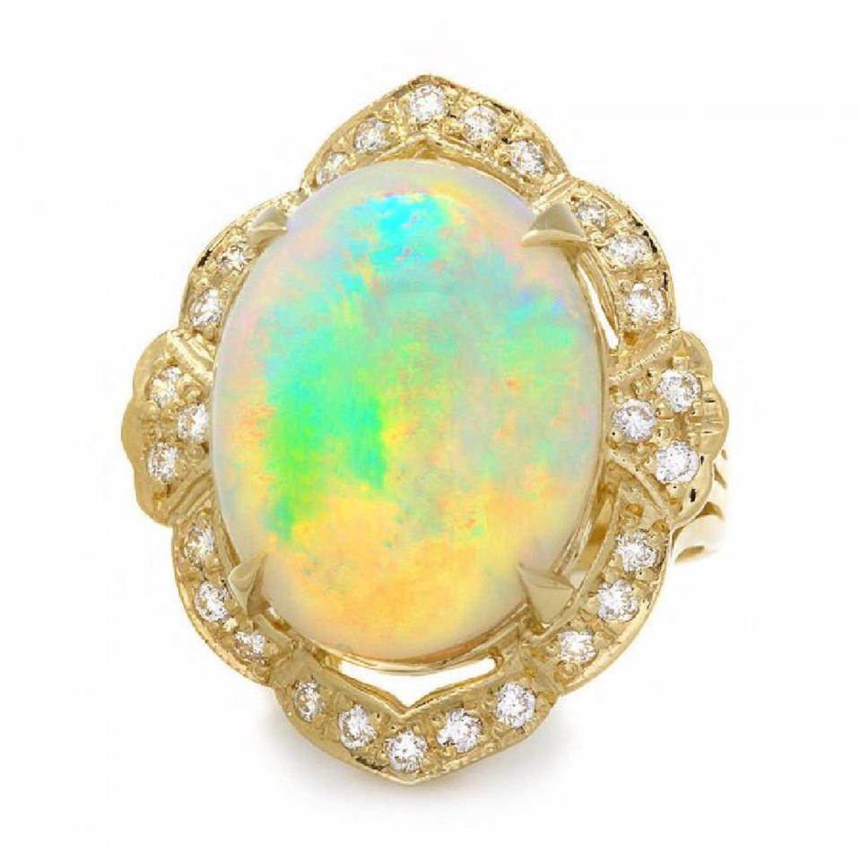 14.65 Ct Natural Impressive Ethiopian Opal and Diamond 14 Karat Solid Gold Ring In New Condition For Sale In Los Angeles, CA