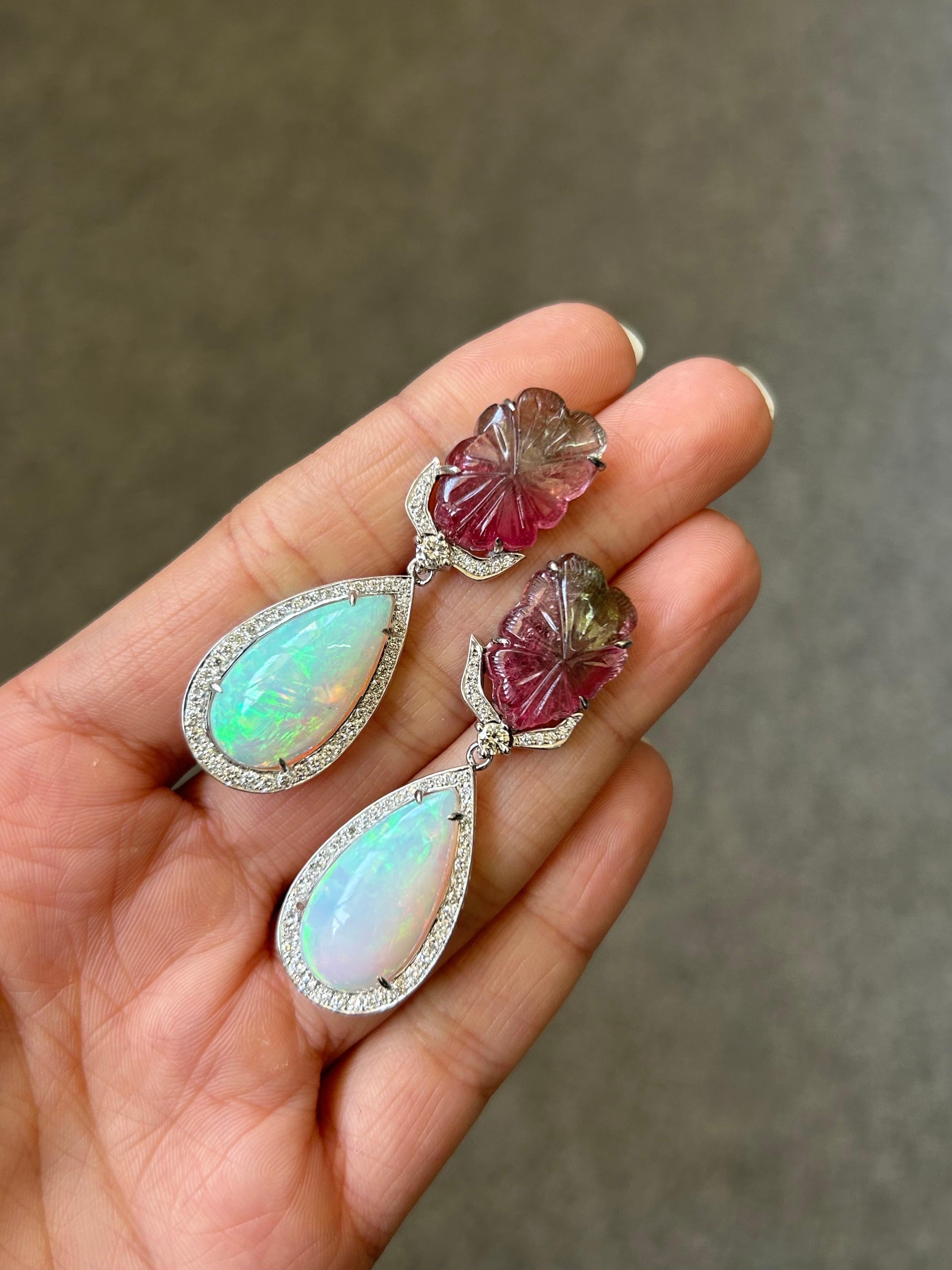 Boucles d'oreilles pendantes en tourmaline 14,66 carats et opale 16,55 carats Neuf - En vente à Bangkok, Thailand