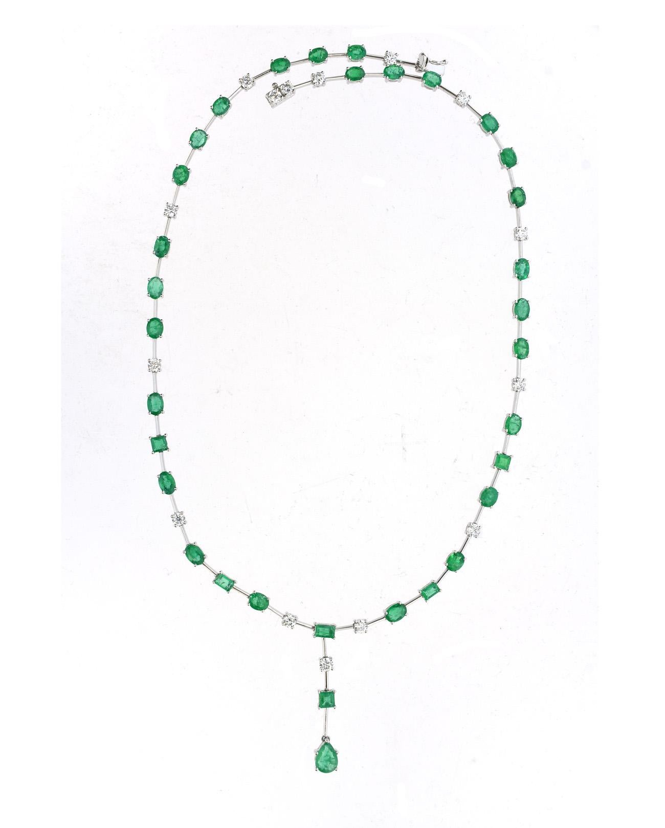 Contemporary 14.67 Carat Emerald and White Diamond Drop Design Necklace