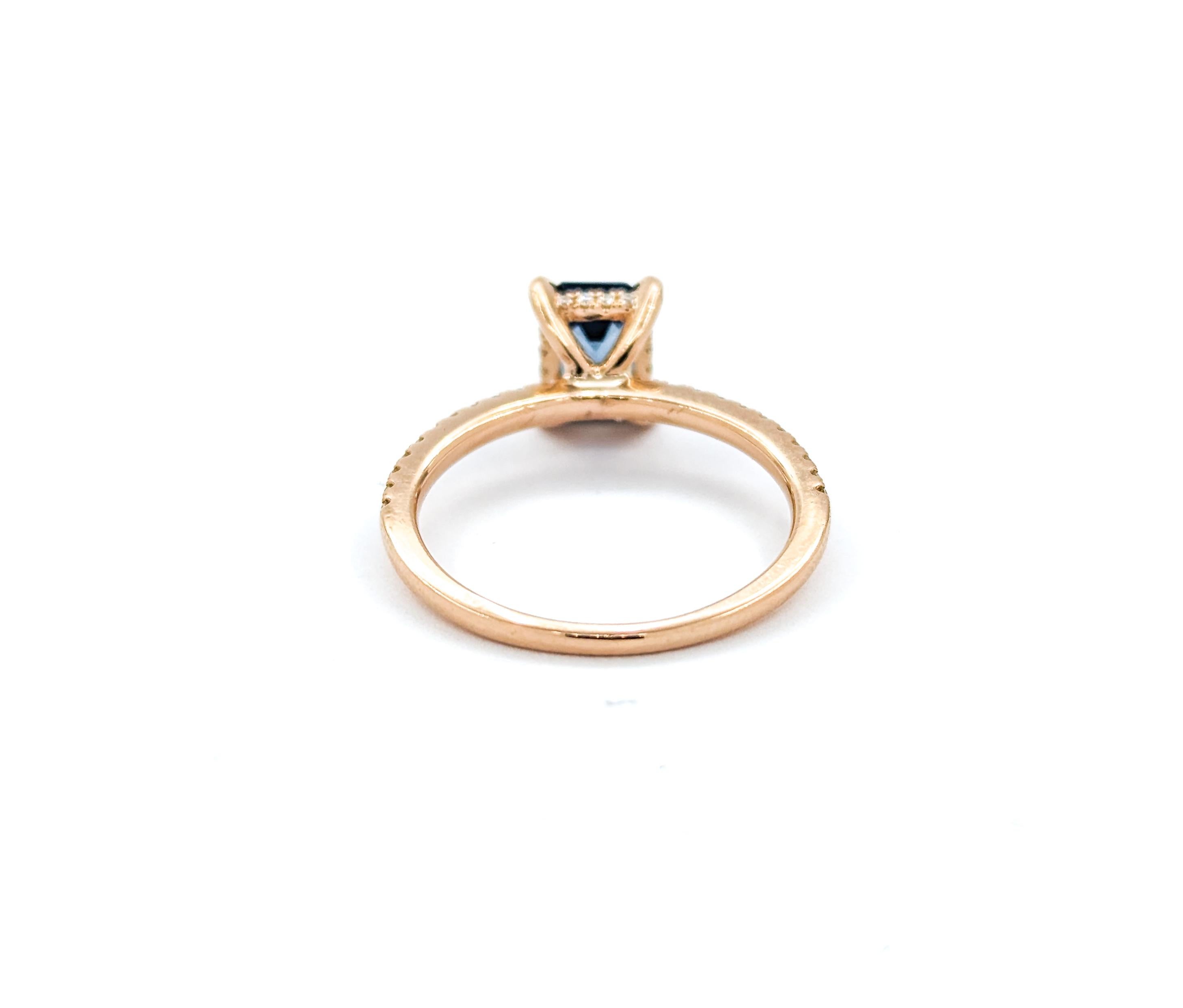 1.46ct Emerald Shape Sapphire & Diamond Ring in 18kt Rose Gold For Sale 2