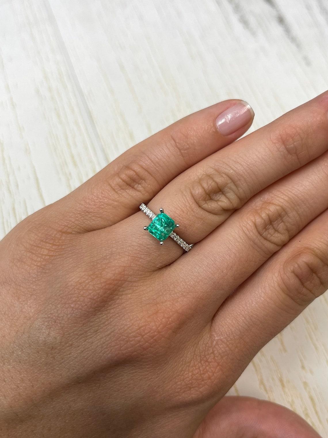 1.46ct GIA Certified Bluish Green Emerald Cut Colombian Gem 7x6 Genuine May For Sale 1