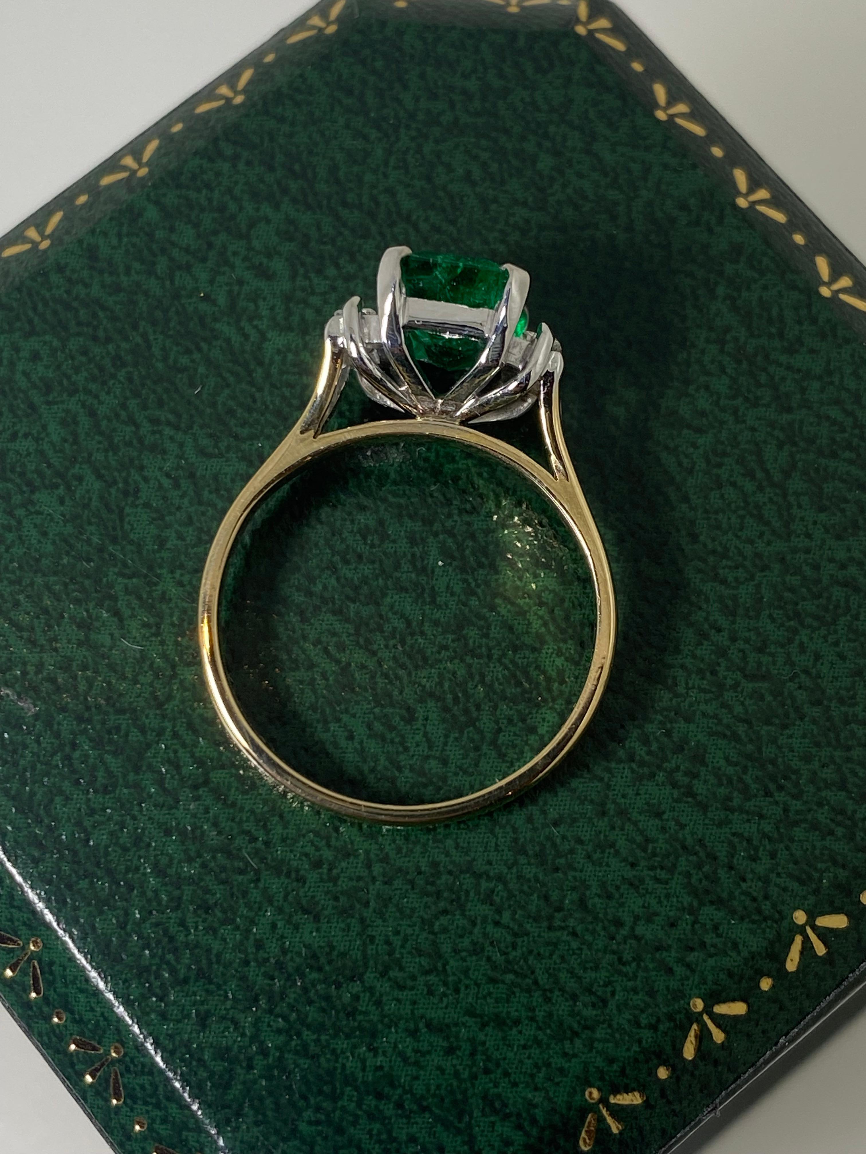 1,46 Karat natürlicher kolumbianischer Smaragd & Diamant (0,20 Karat) Ring aus 18 Karat Gold und Platin. (Retro)