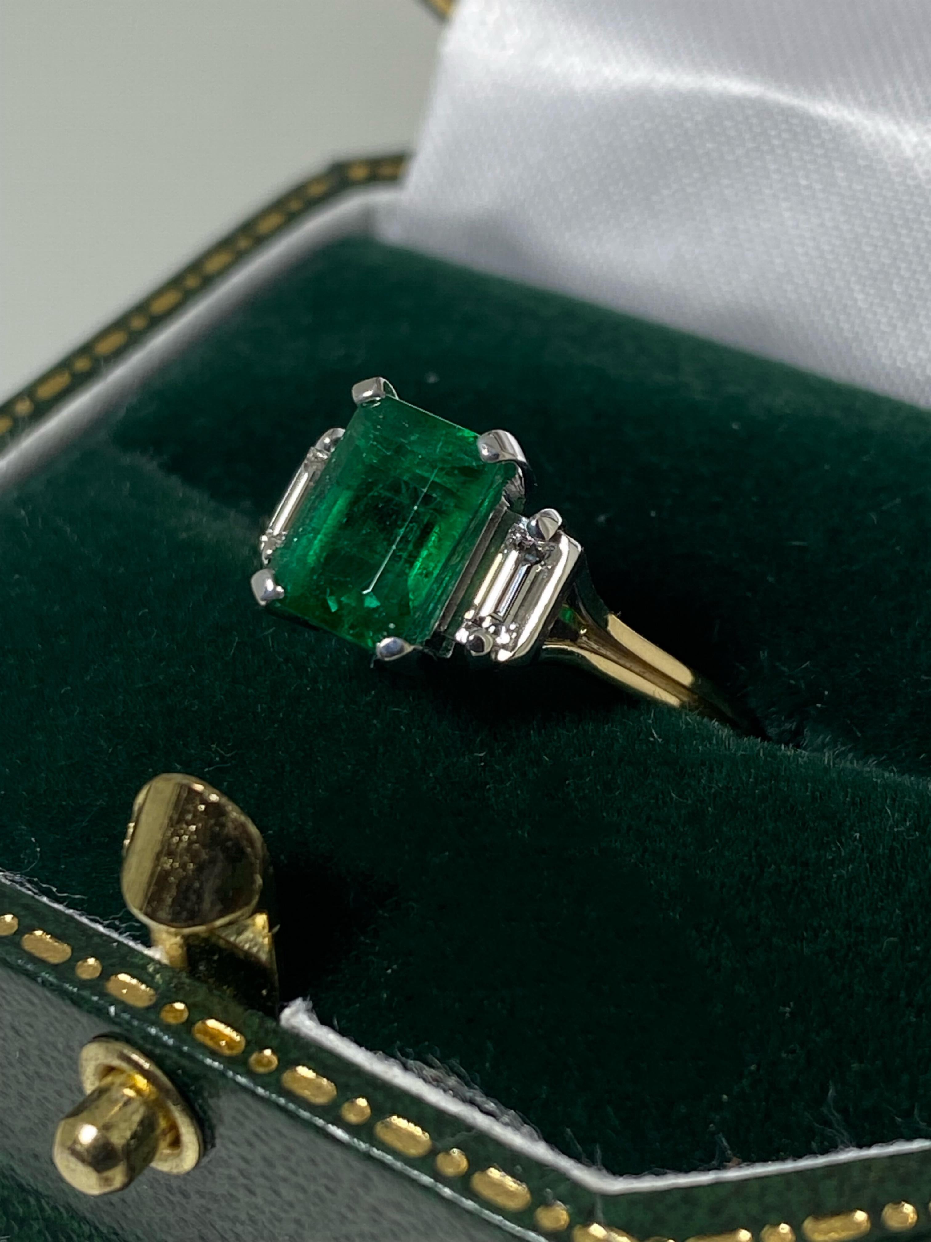 1.46ct Natural Colombian Emerald & Diamond (0.20ct) Ring in 18K Gold & Platinum. For Sale 2