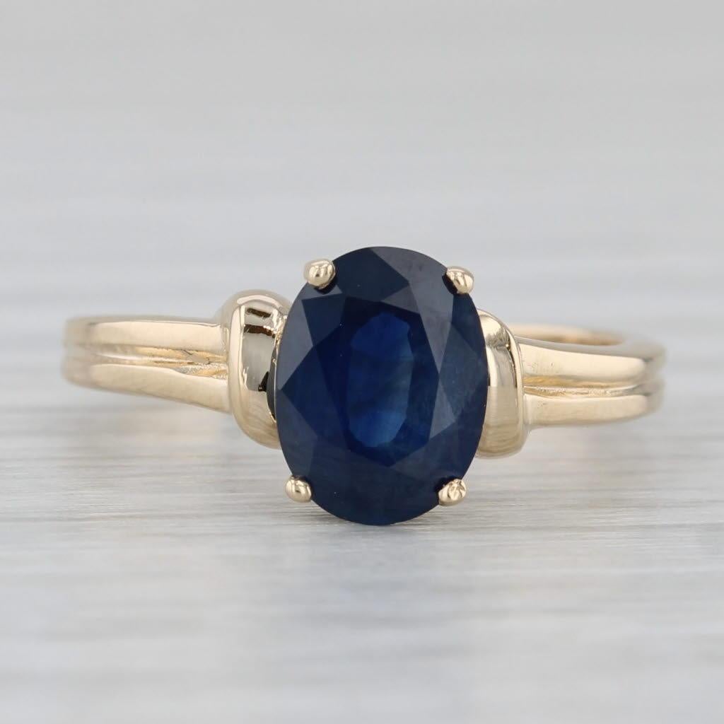 1,46 ct Anillo Solitario Zafiro Ovalado Oro Amarillo 14k Talla 5 en Bueno estado para la venta en McLeansville, NC
