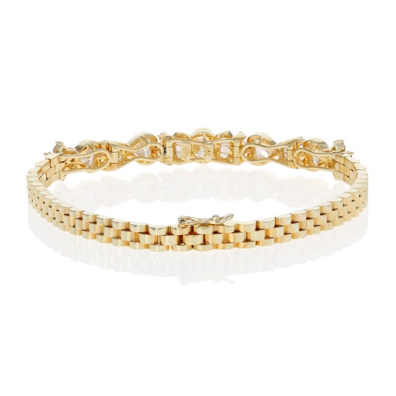 1.46 Carat Oval Cut Diamond Bracelet, 14 Karat Yellow Gold Hearts In Excellent Condition In Greensboro, NC