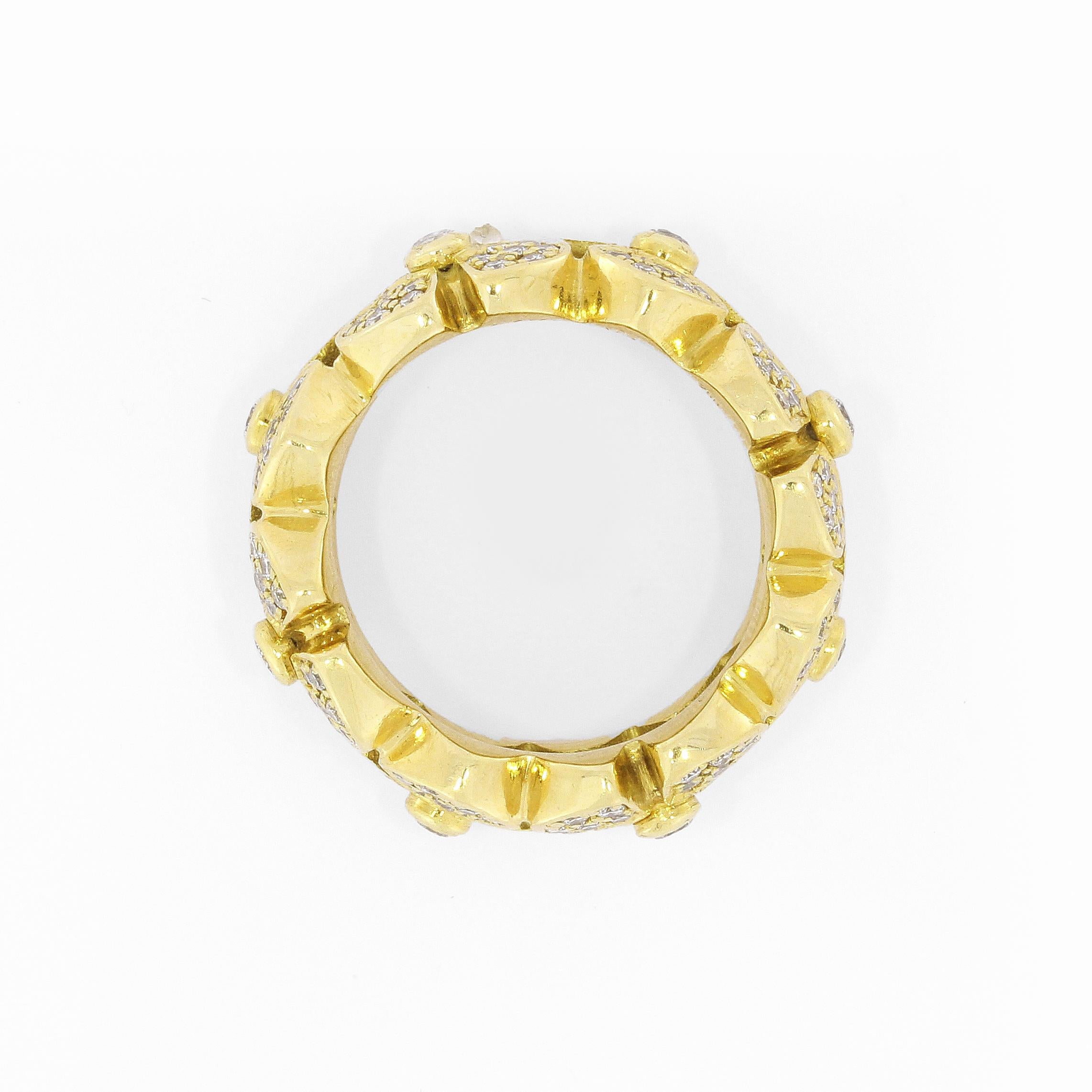 18k Gelbgold Diamond Band Ring mit einem schönen floralen Design.

176 Diamanten
Gewicht des Diamanten: 1,47 Karat
Farbe: tw
Klarheit: vs
Schliff: Brillant
