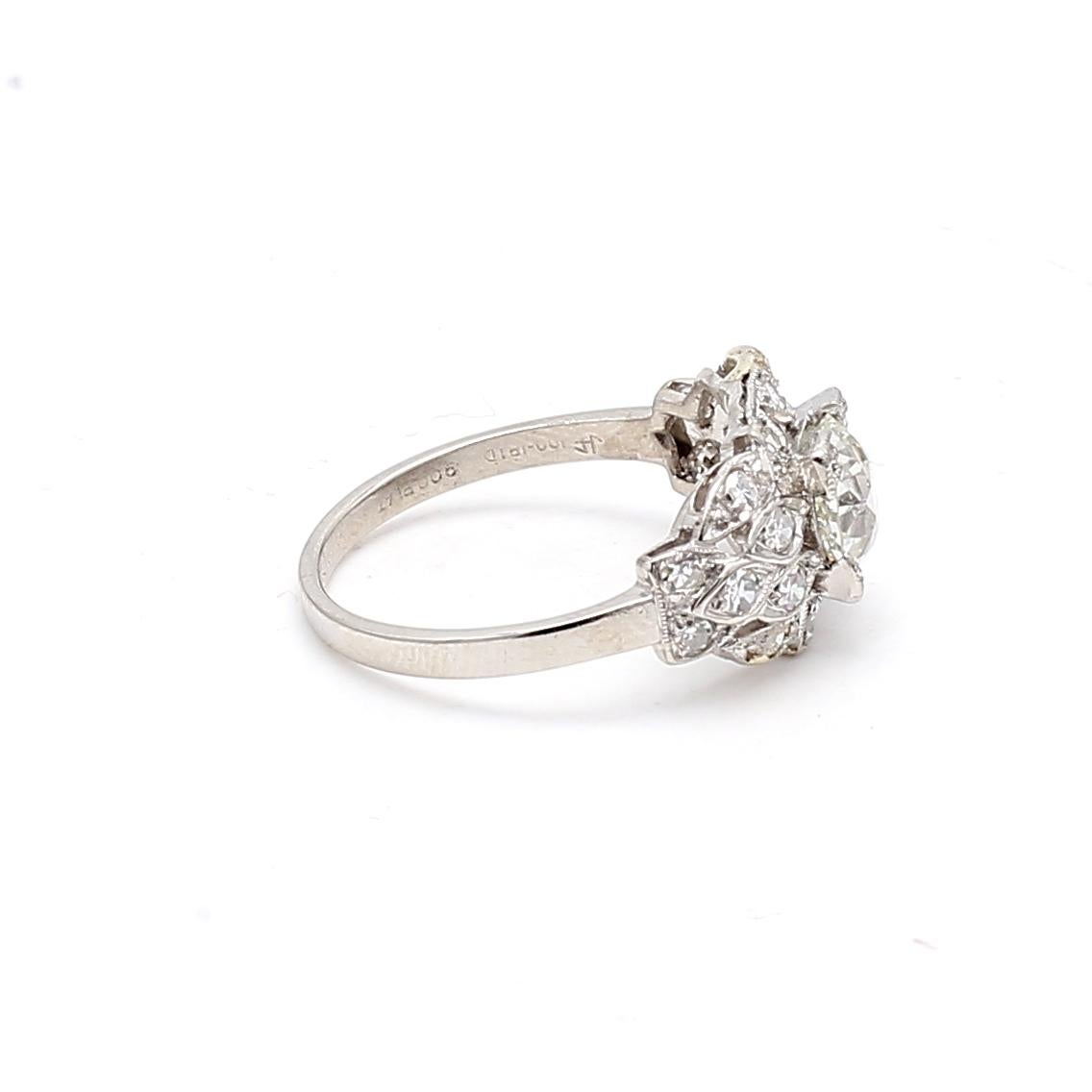 Women's 1.47 Carat Old European Cut K VS1 and K VS1 Diamond Platinum Wedding Ring For Sale